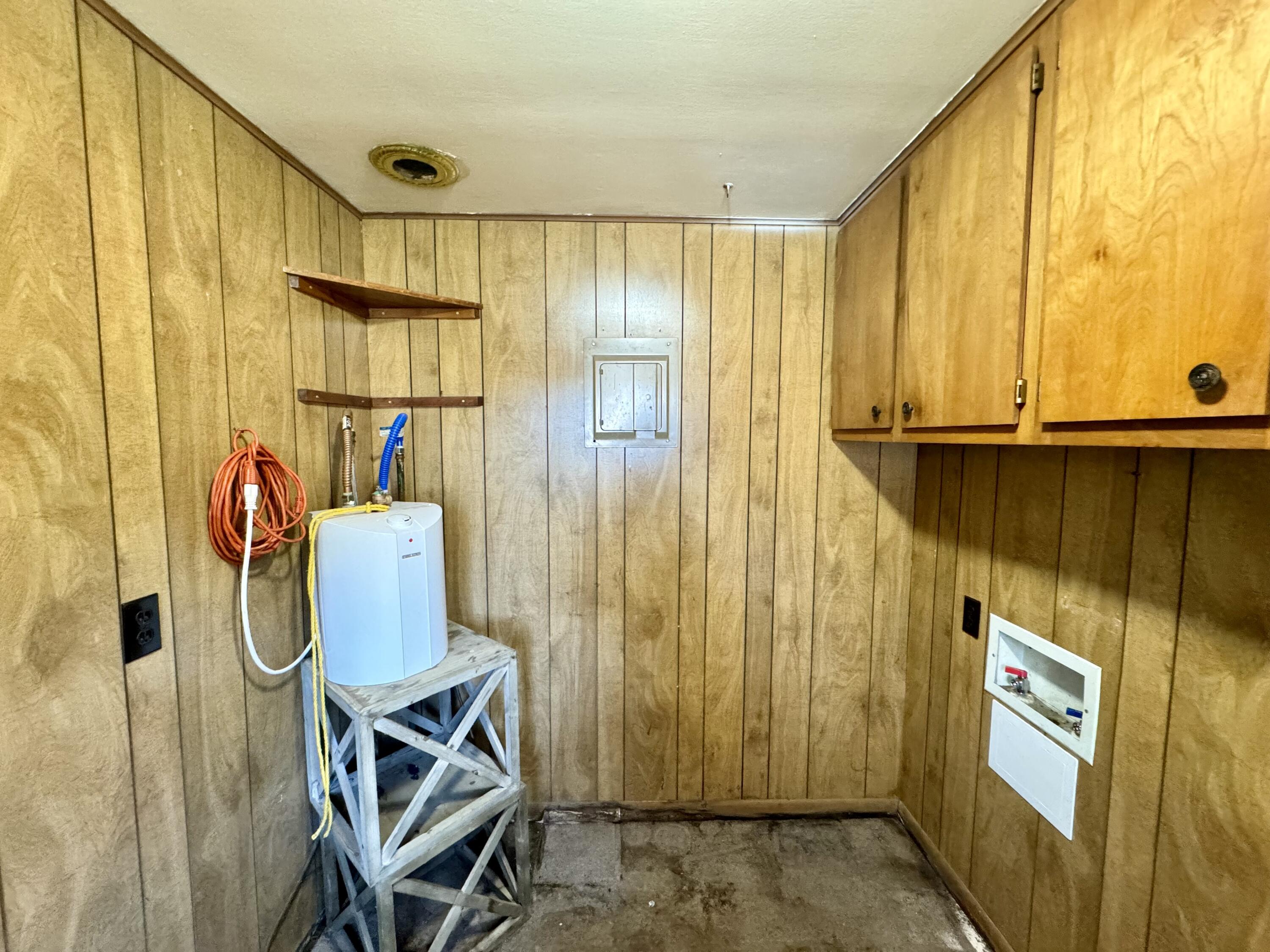 698 Mo-181 Property Photo 33