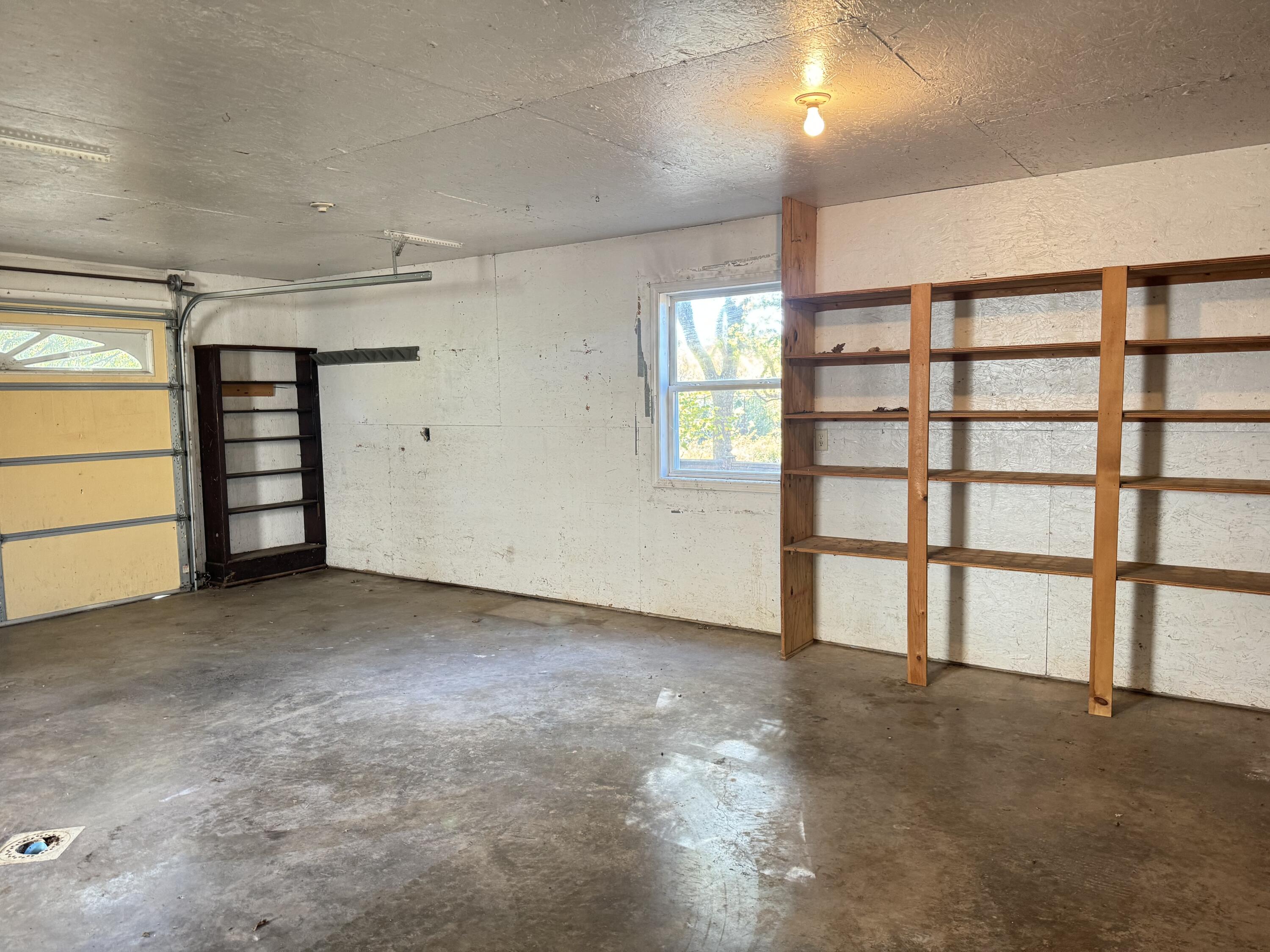 698 Mo-181 Property Photo 36