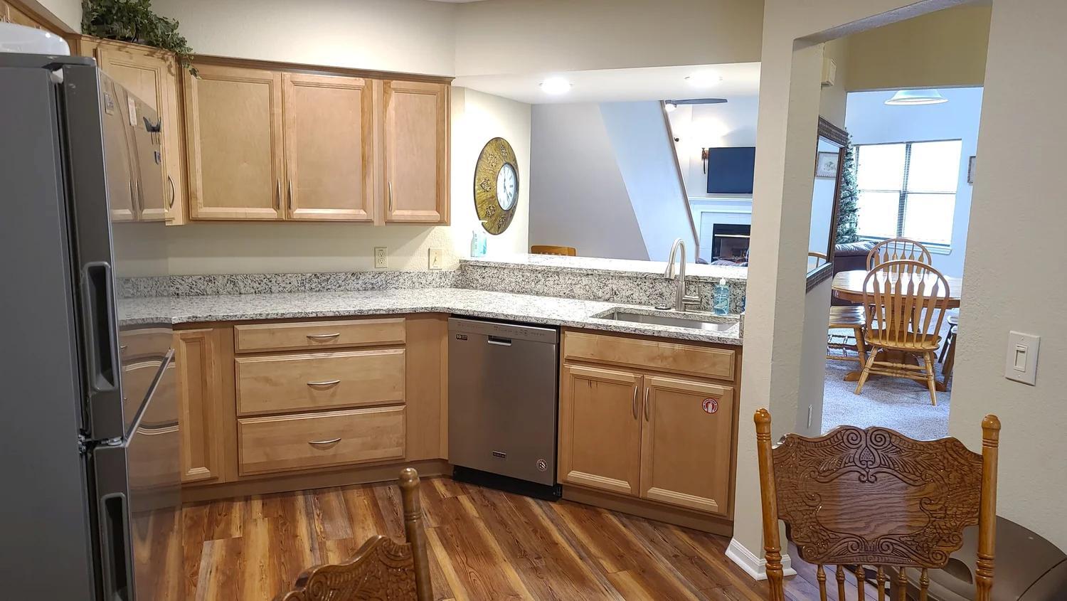 240 Wimbledon Drive Property Photo 4