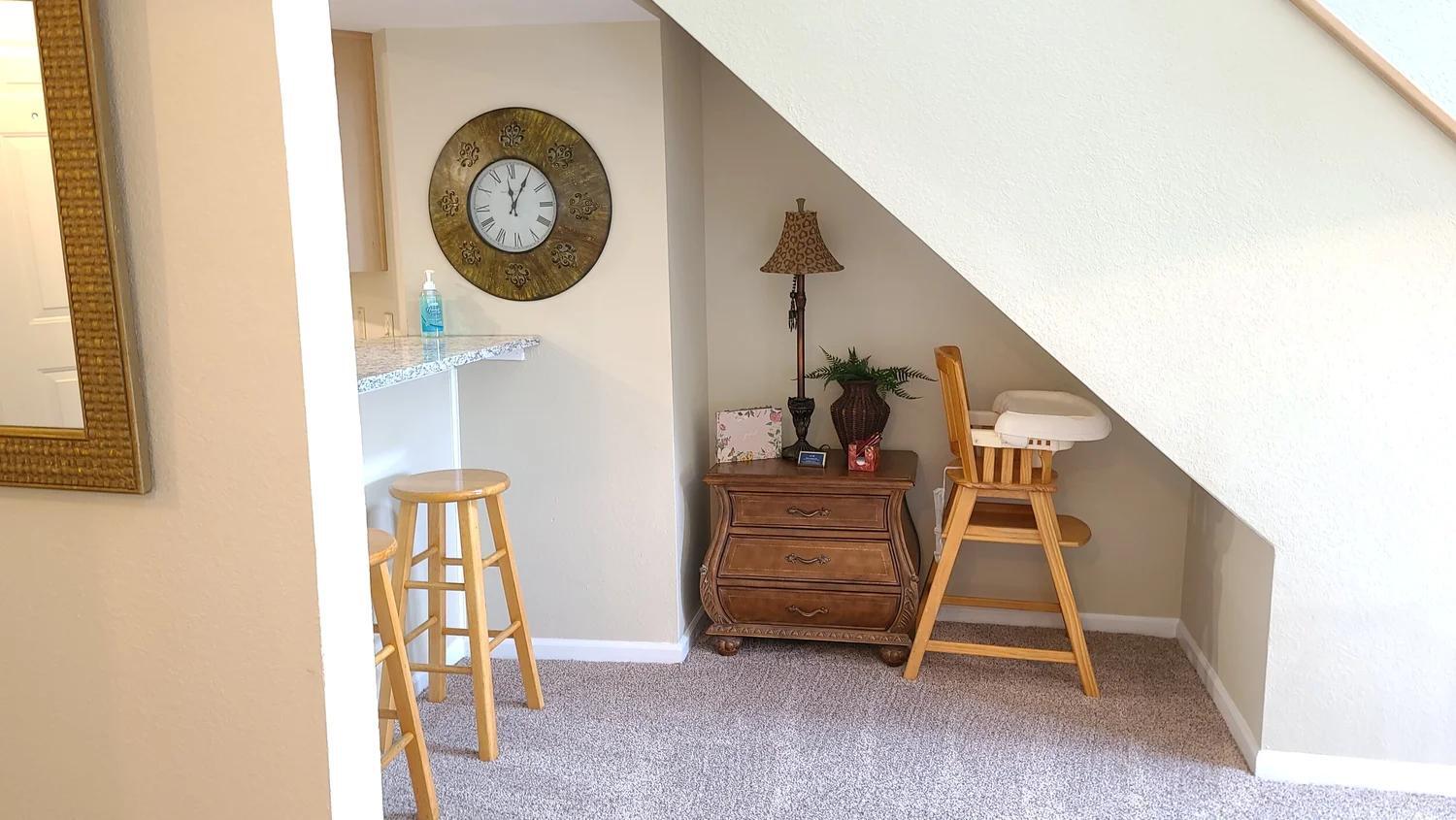 240 Wimbledon Drive Property Photo 9