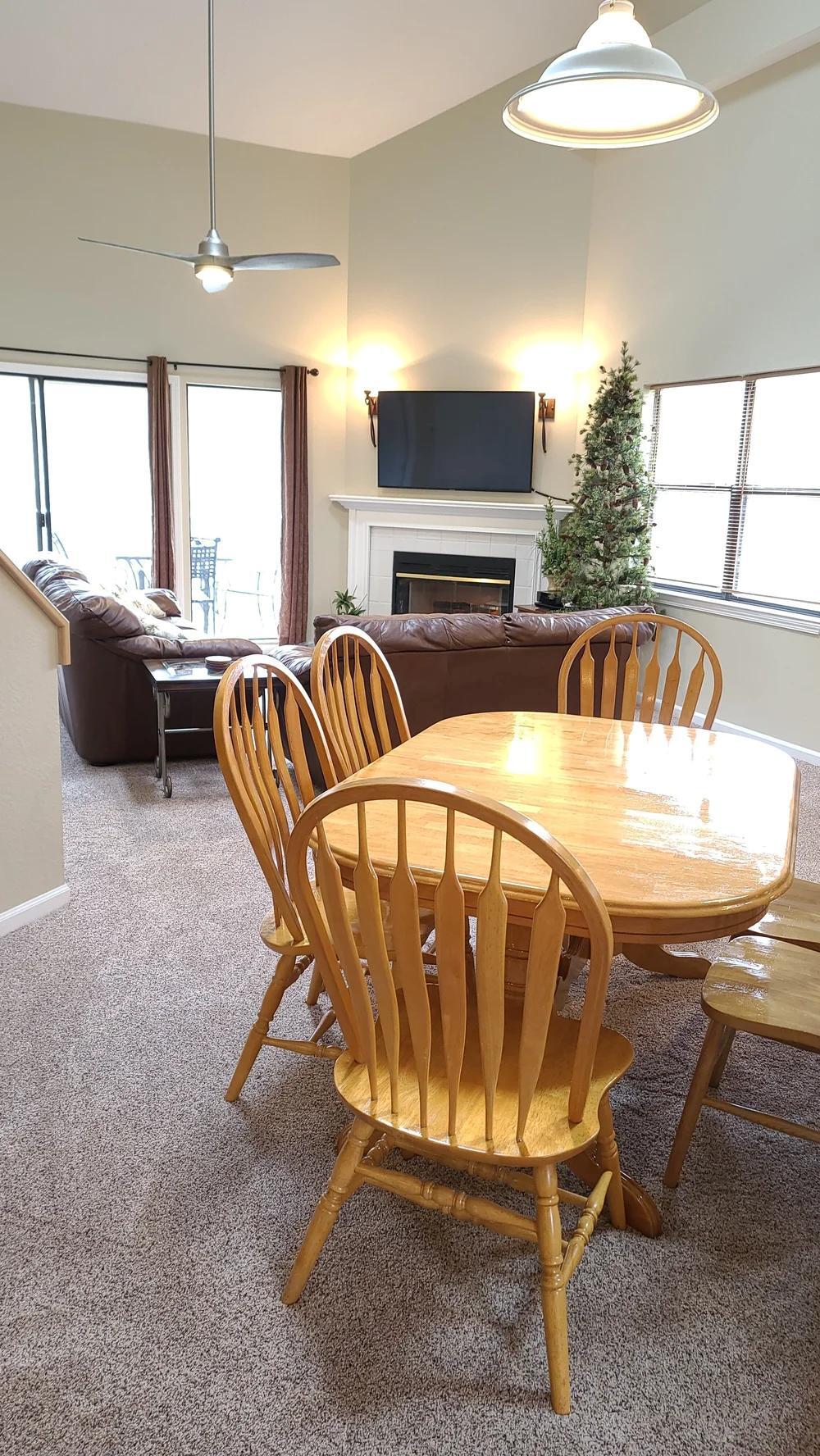 240 Wimbledon Drive Property Photo 10