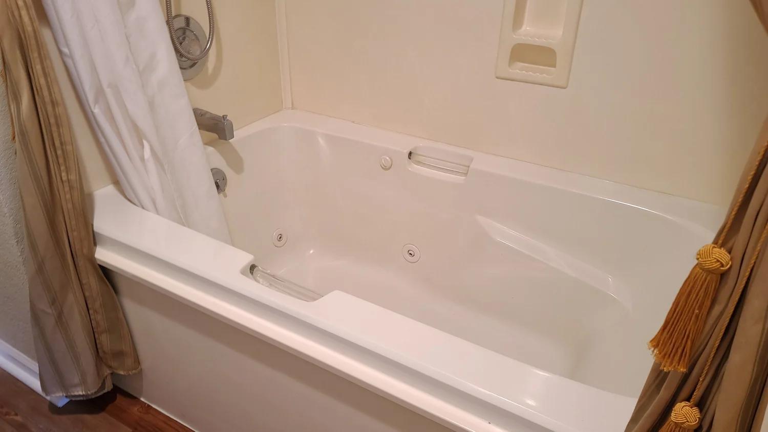 240 Wimbledon Drive Property Photo 23