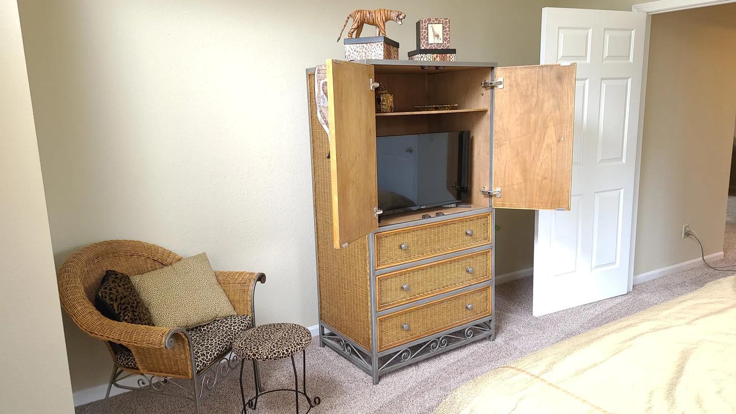 240 Wimbledon Drive Property Photo 27