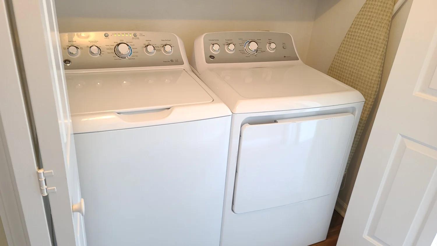 240 Wimbledon Drive Property Photo 37