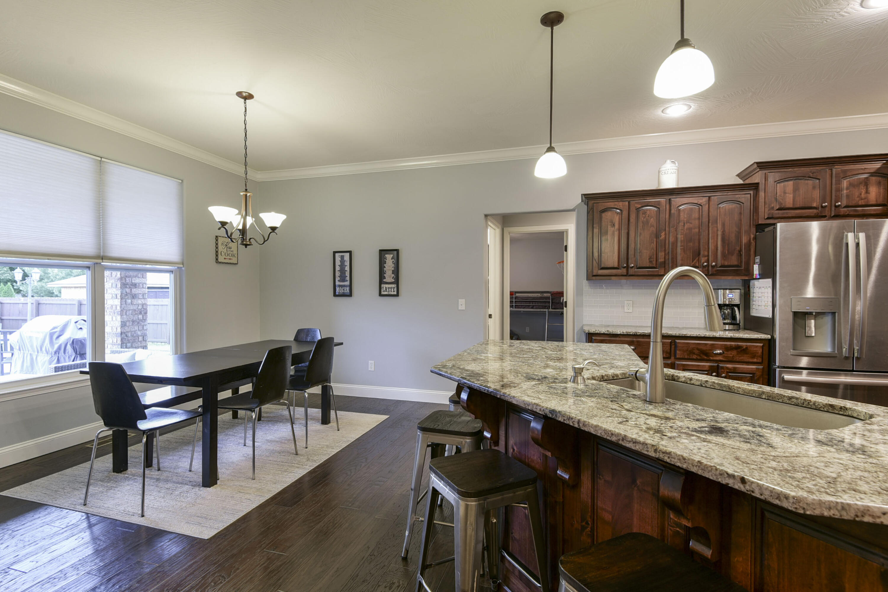 5612 South Cottonwood Drive Property Photo 7