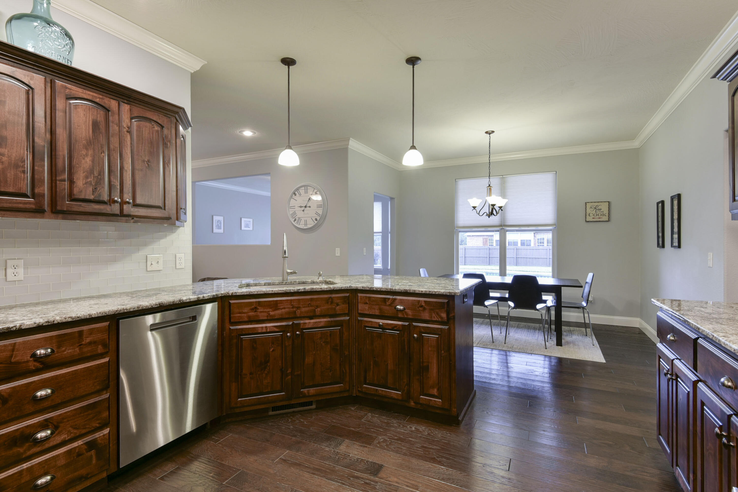 5612 South Cottonwood Drive Property Photo 12