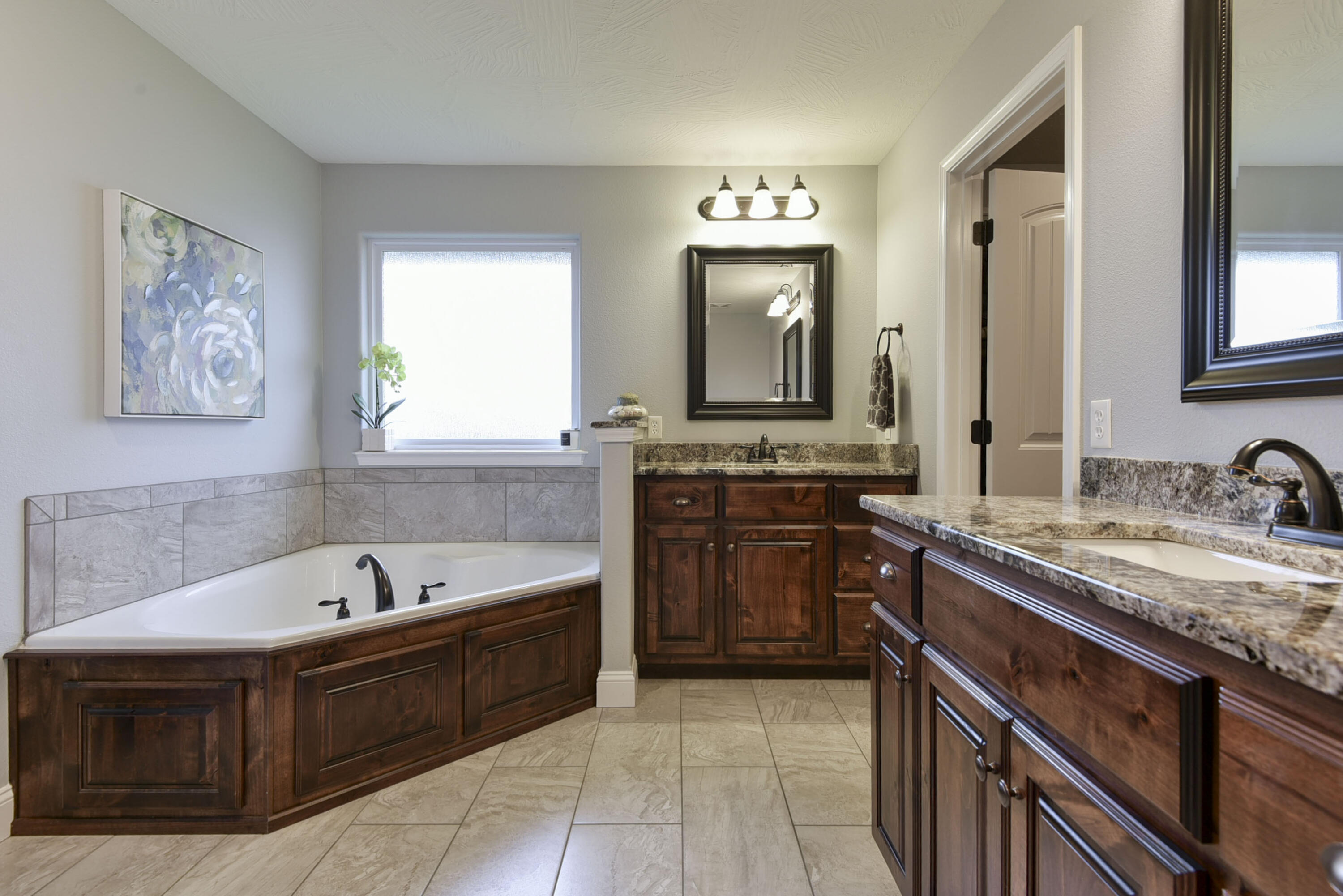 5612 South Cottonwood Drive Property Photo 24