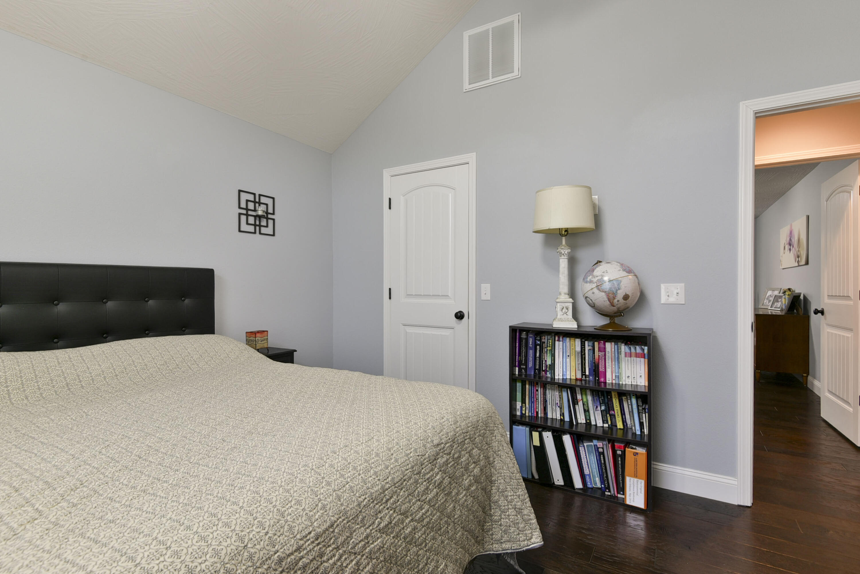 5612 South Cottonwood Drive Property Photo 28