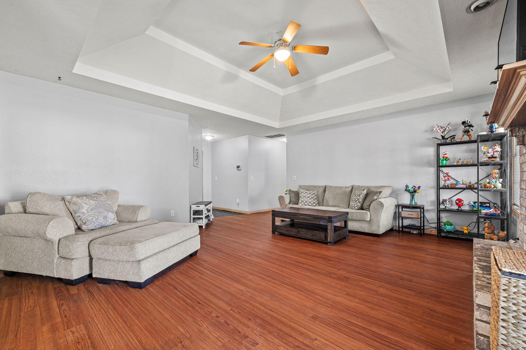 1243 West Verna Lane Property Photo 6