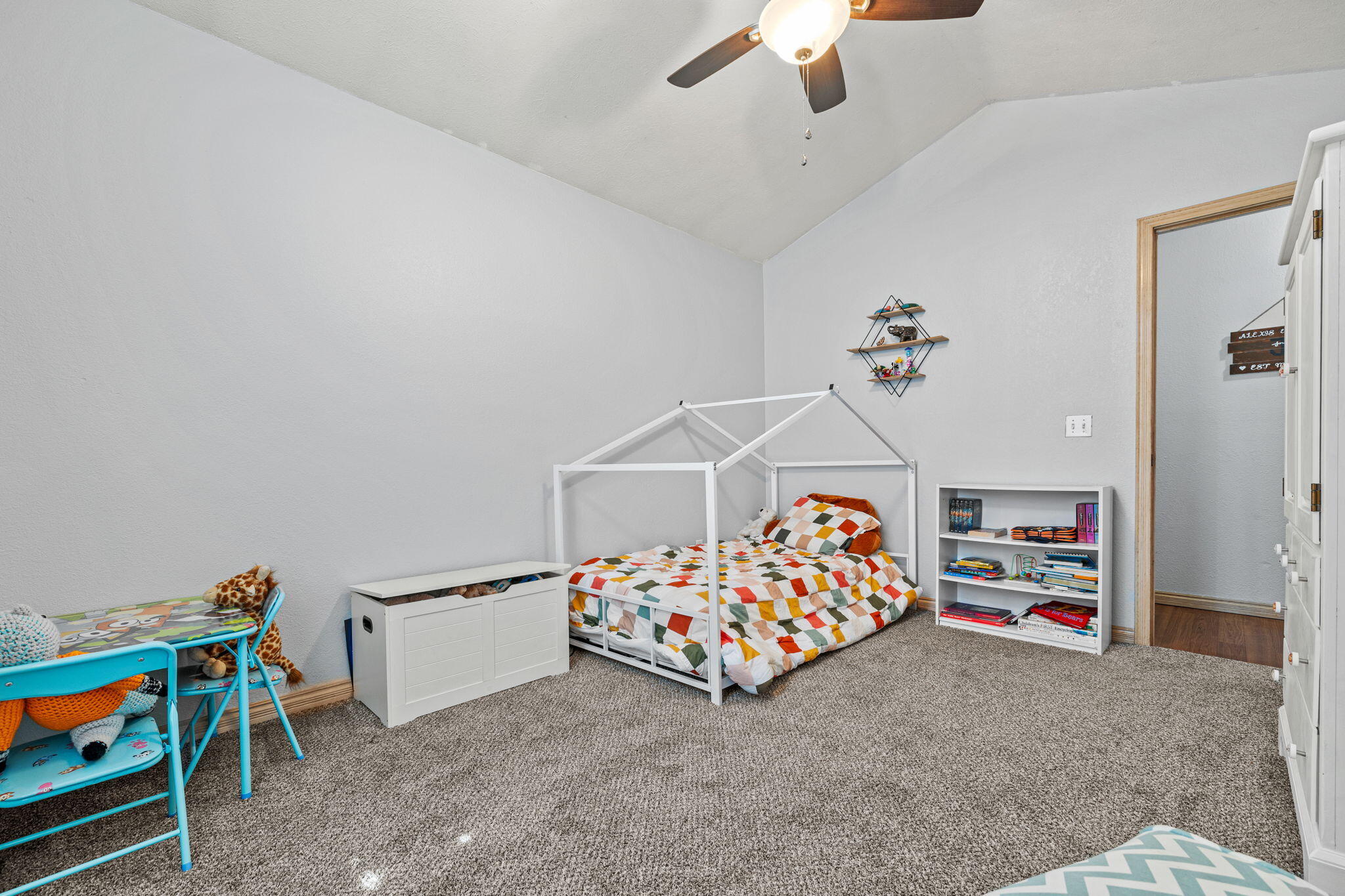 1243 West Verna Lane Property Photo 15