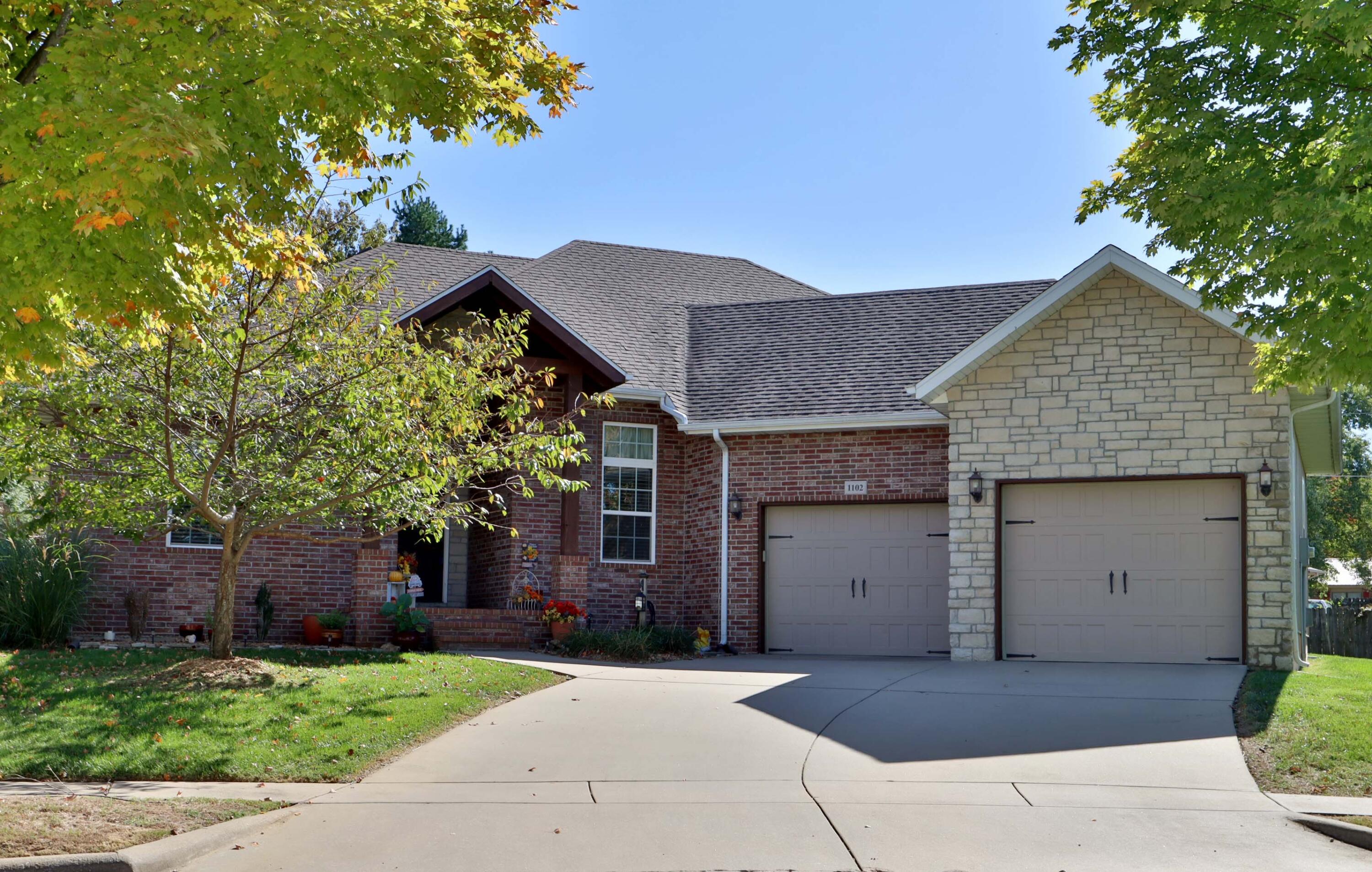 1102 North Arlington Street Property Photo 1