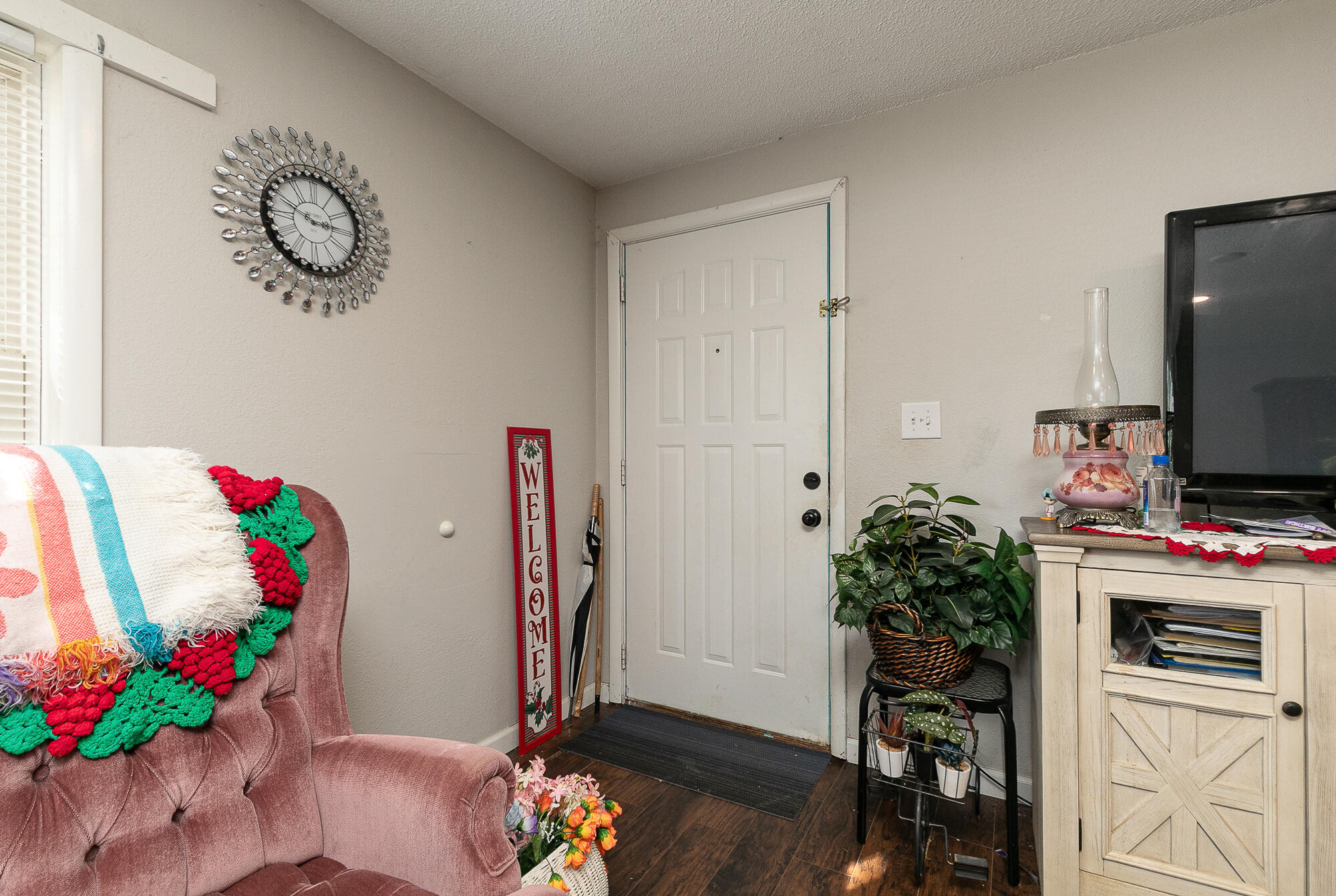 2410 South Fremont Avenue South Property Photo 3