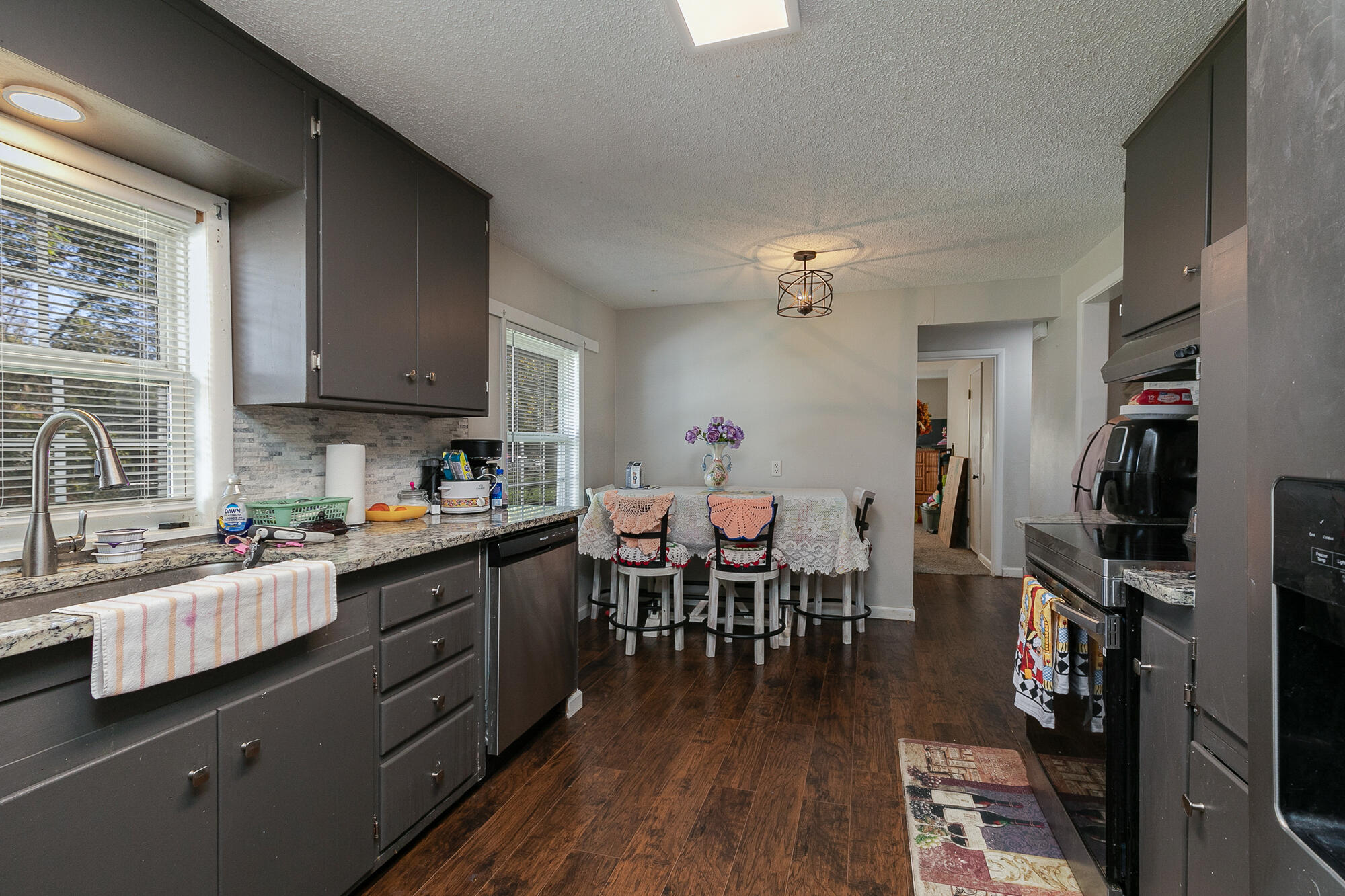 2410 South Fremont Avenue South Property Photo 11