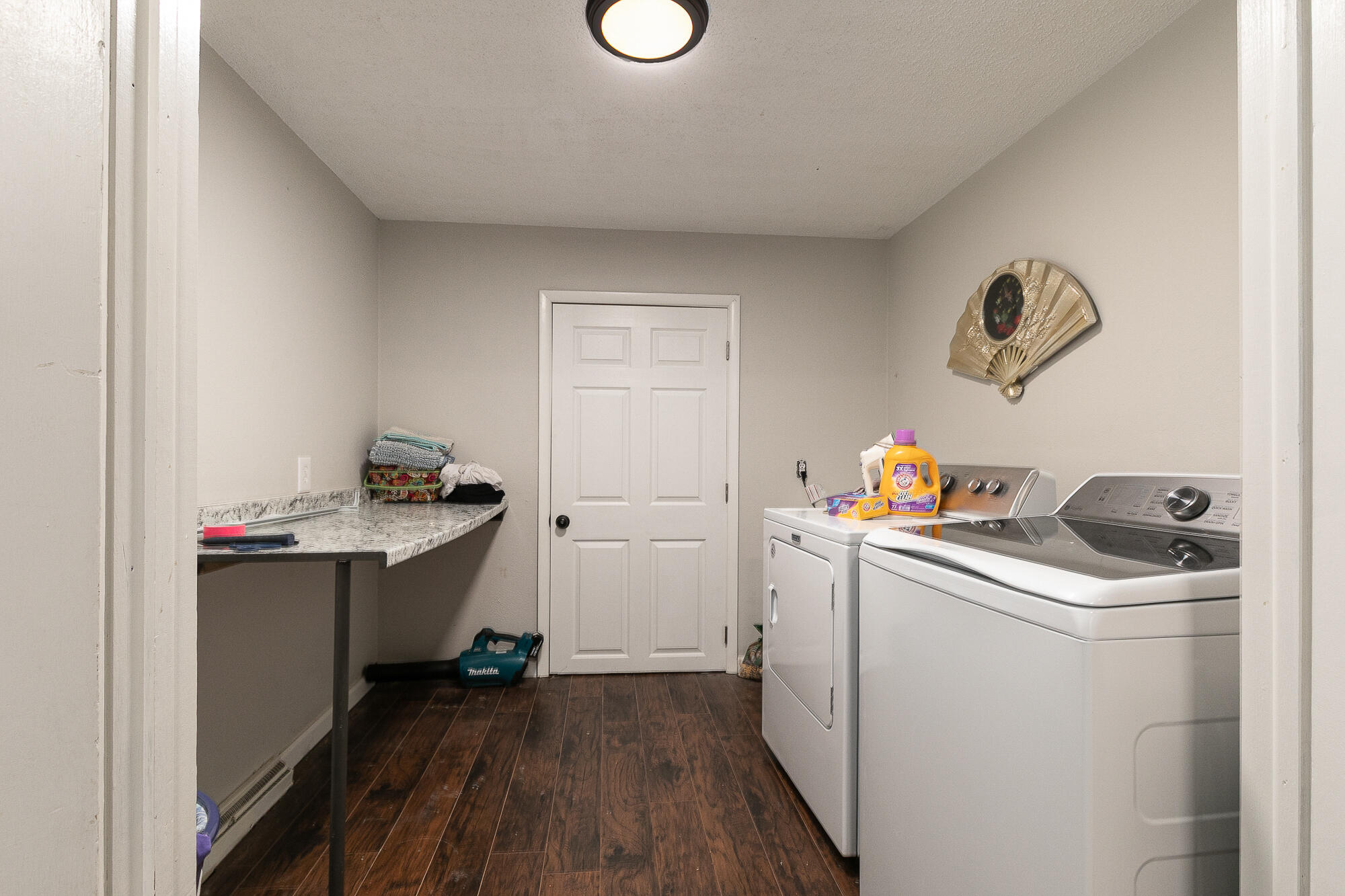 2410 South Fremont Avenue South Property Photo 12