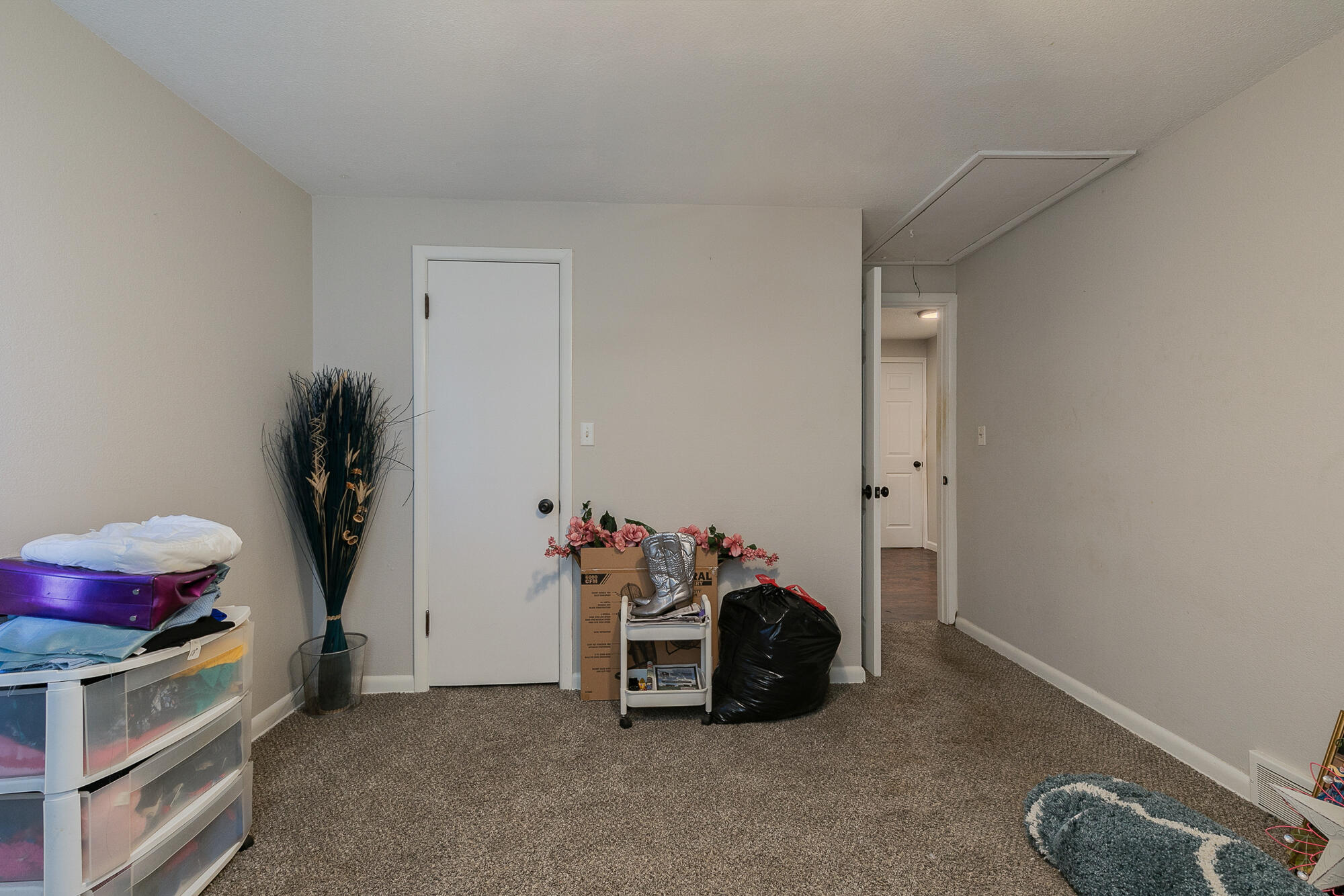 2410 South Fremont Avenue South Property Photo 17