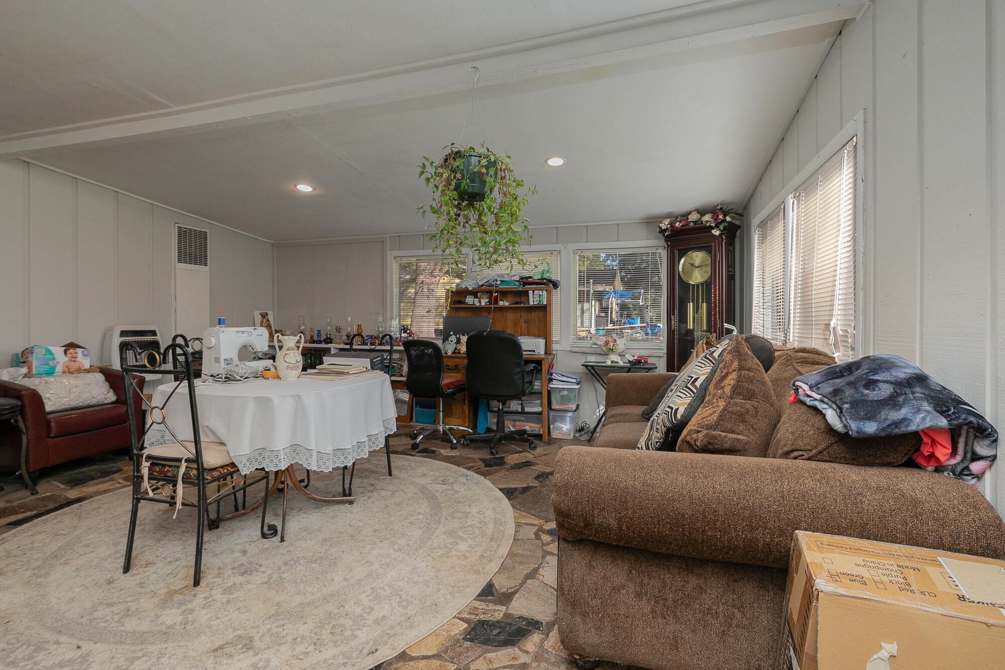 2410 South Fremont Avenue South Property Photo 19