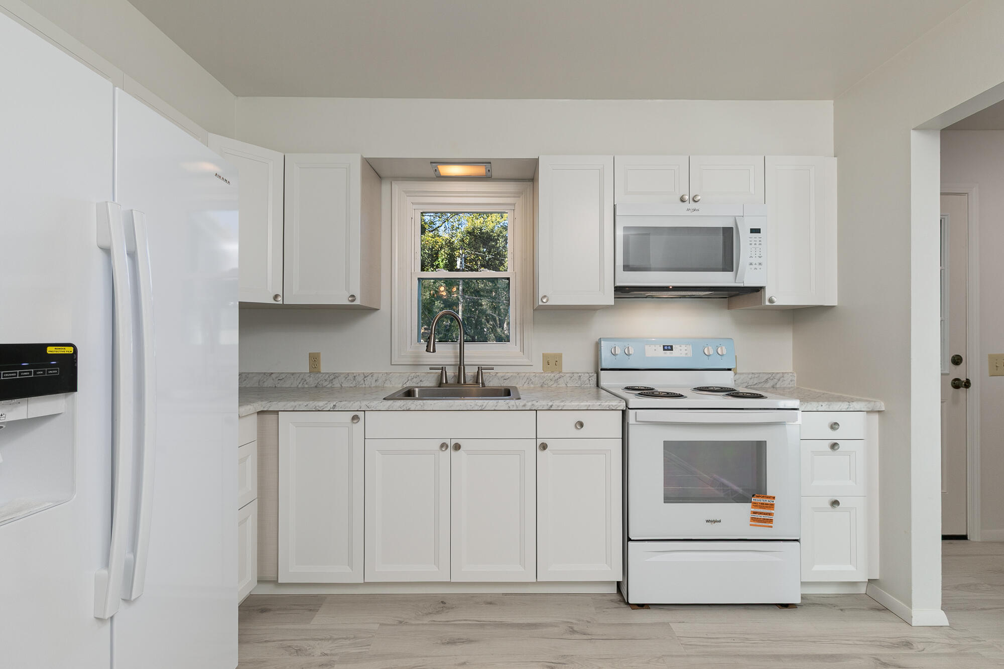 613 South Elgin Avenue Property Photo 7