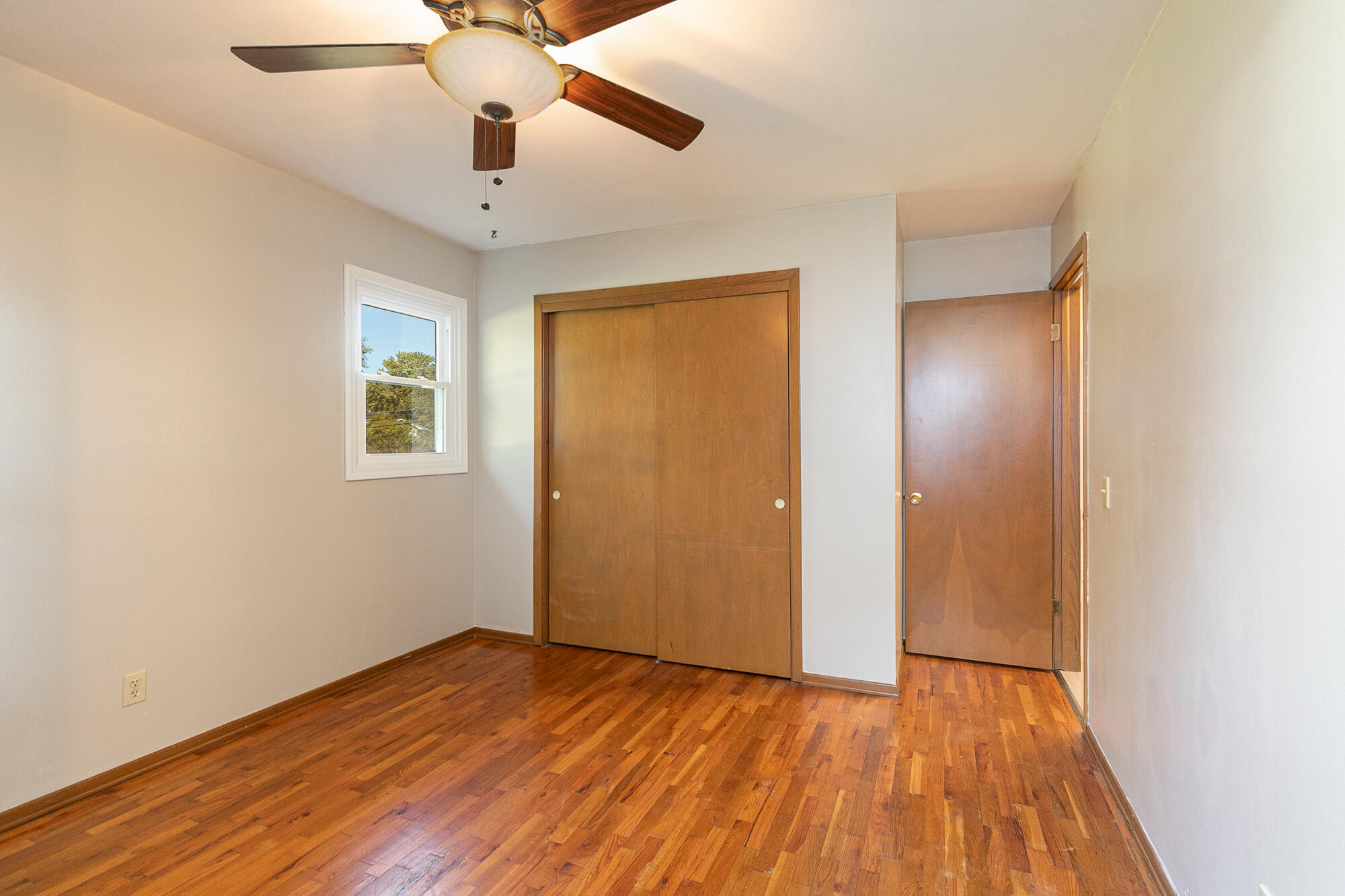 613 South Elgin Avenue Property Photo 16