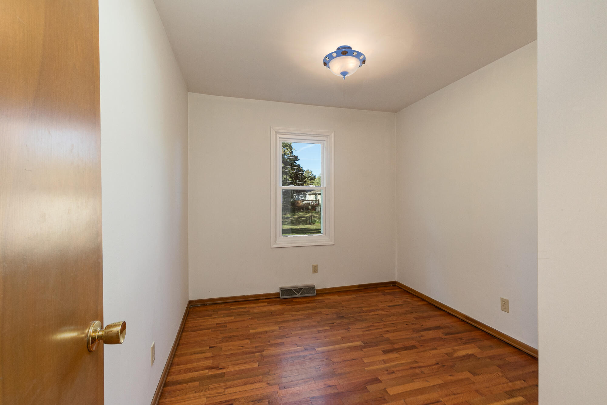 613 South Elgin Avenue Property Photo 19