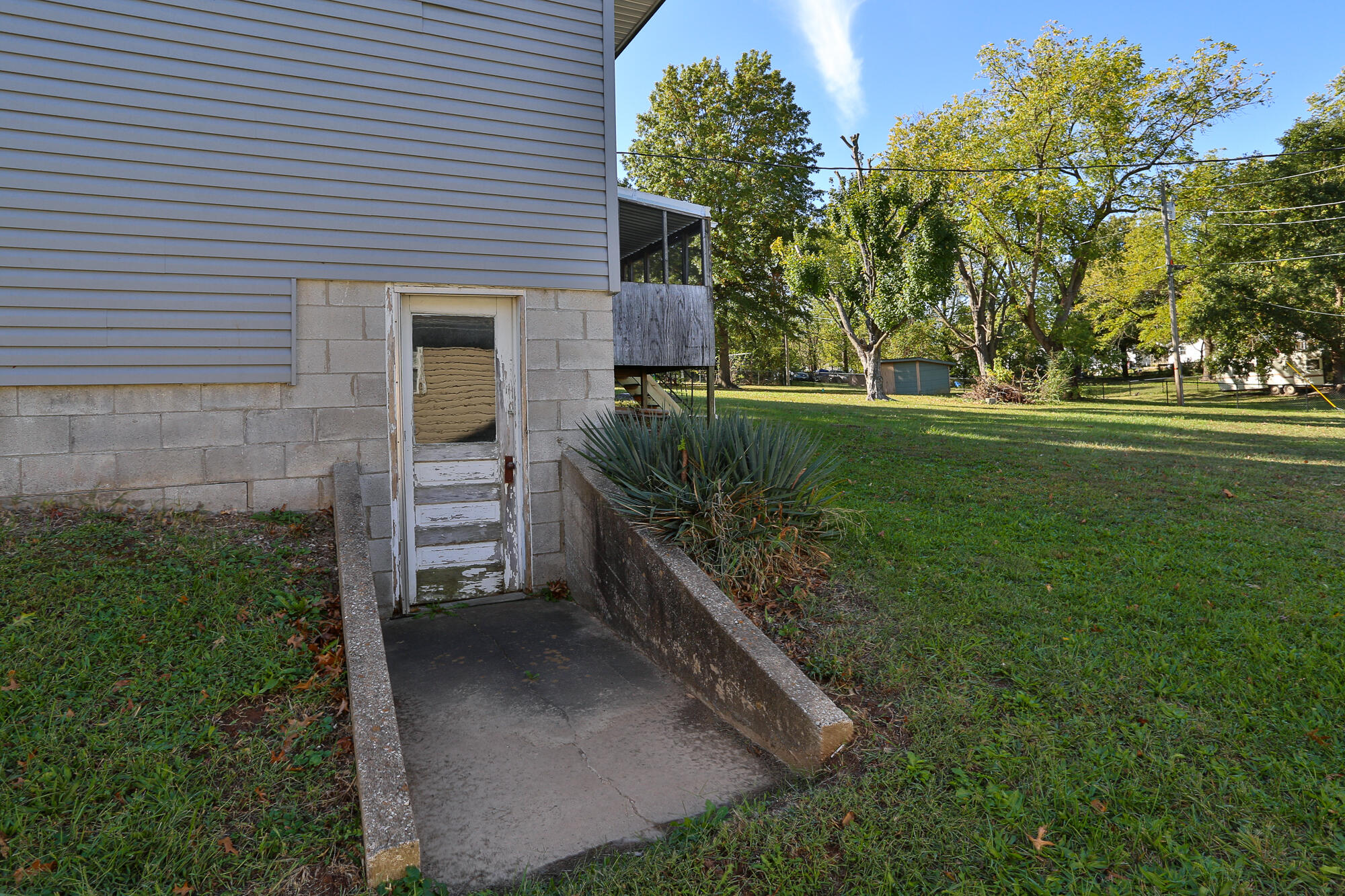 613 South Elgin Avenue Property Photo 26