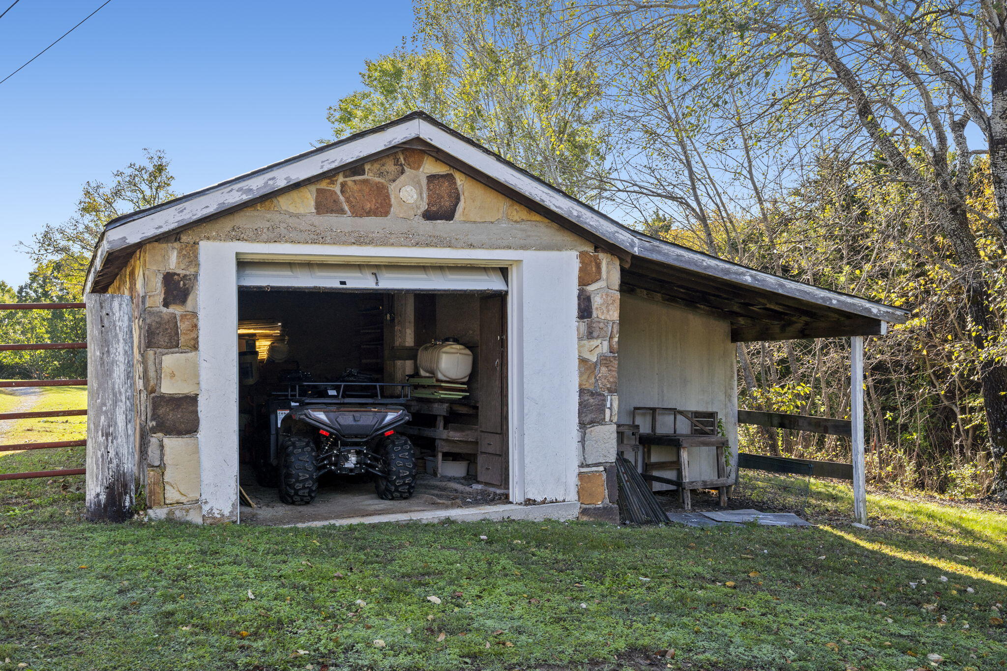 4616 State Highway 265 Property Photo 37