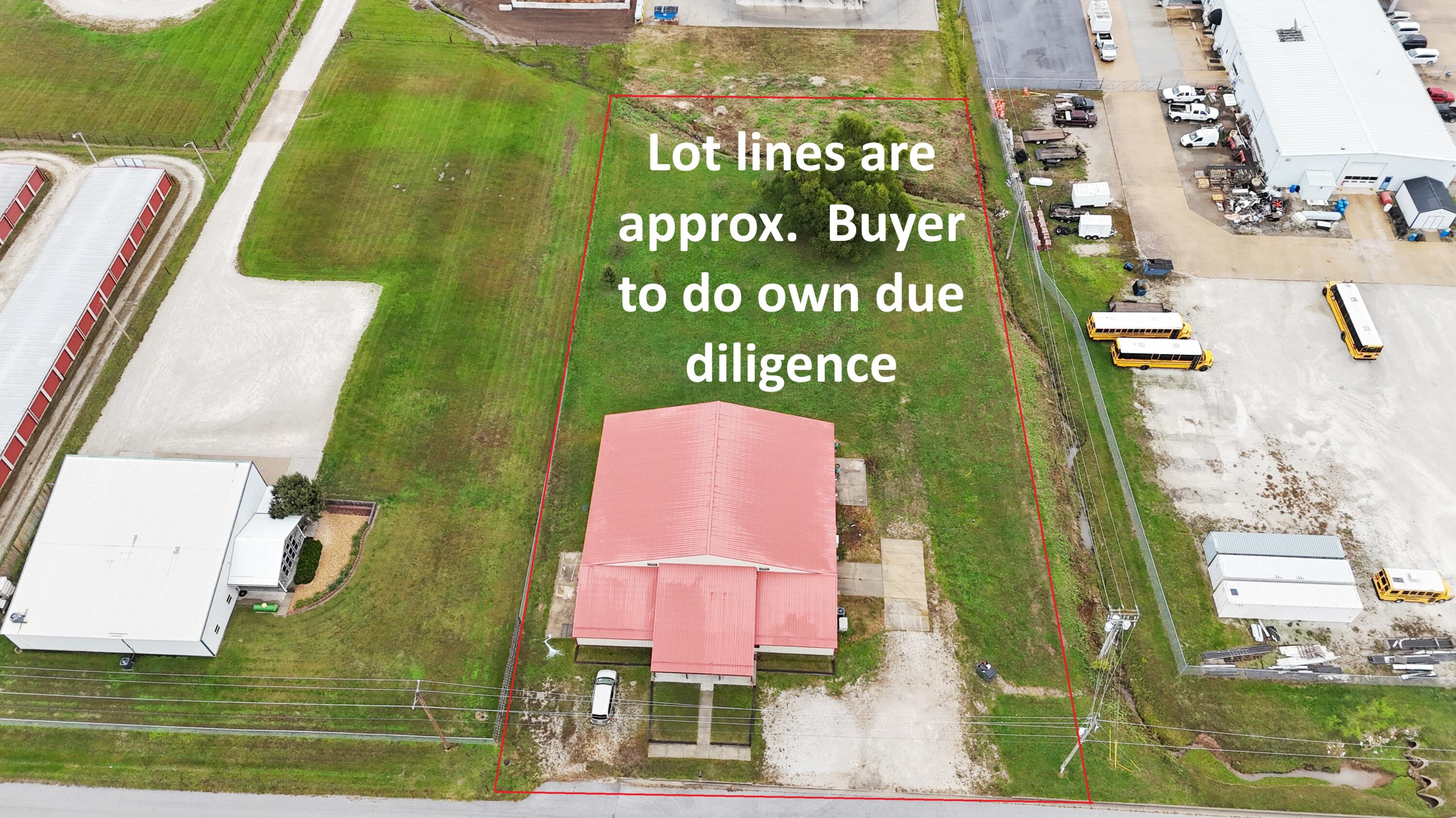 1306 Azalea Street Property Photo 3