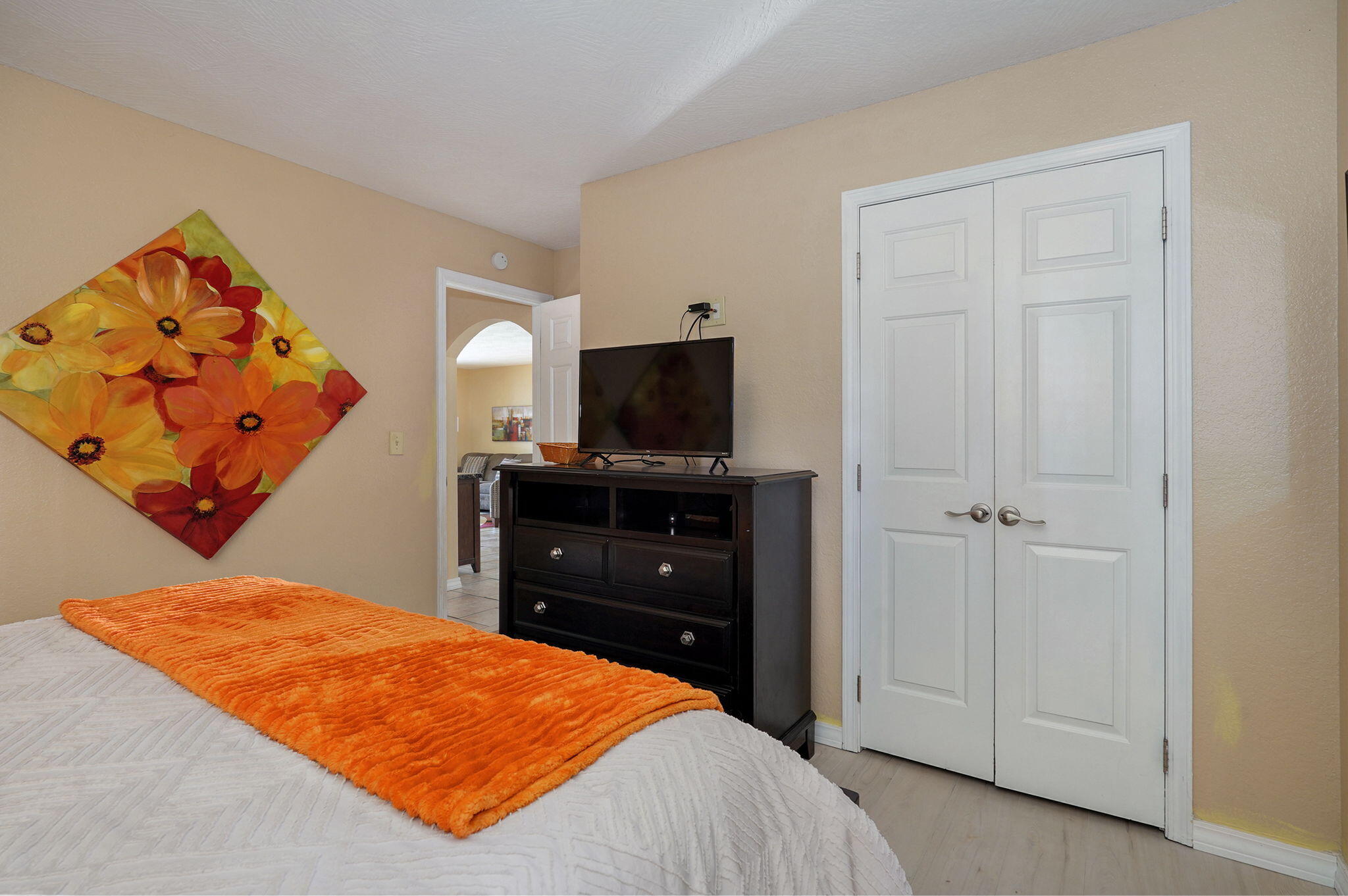 2700 Green Mountain Drive Property Photo 18