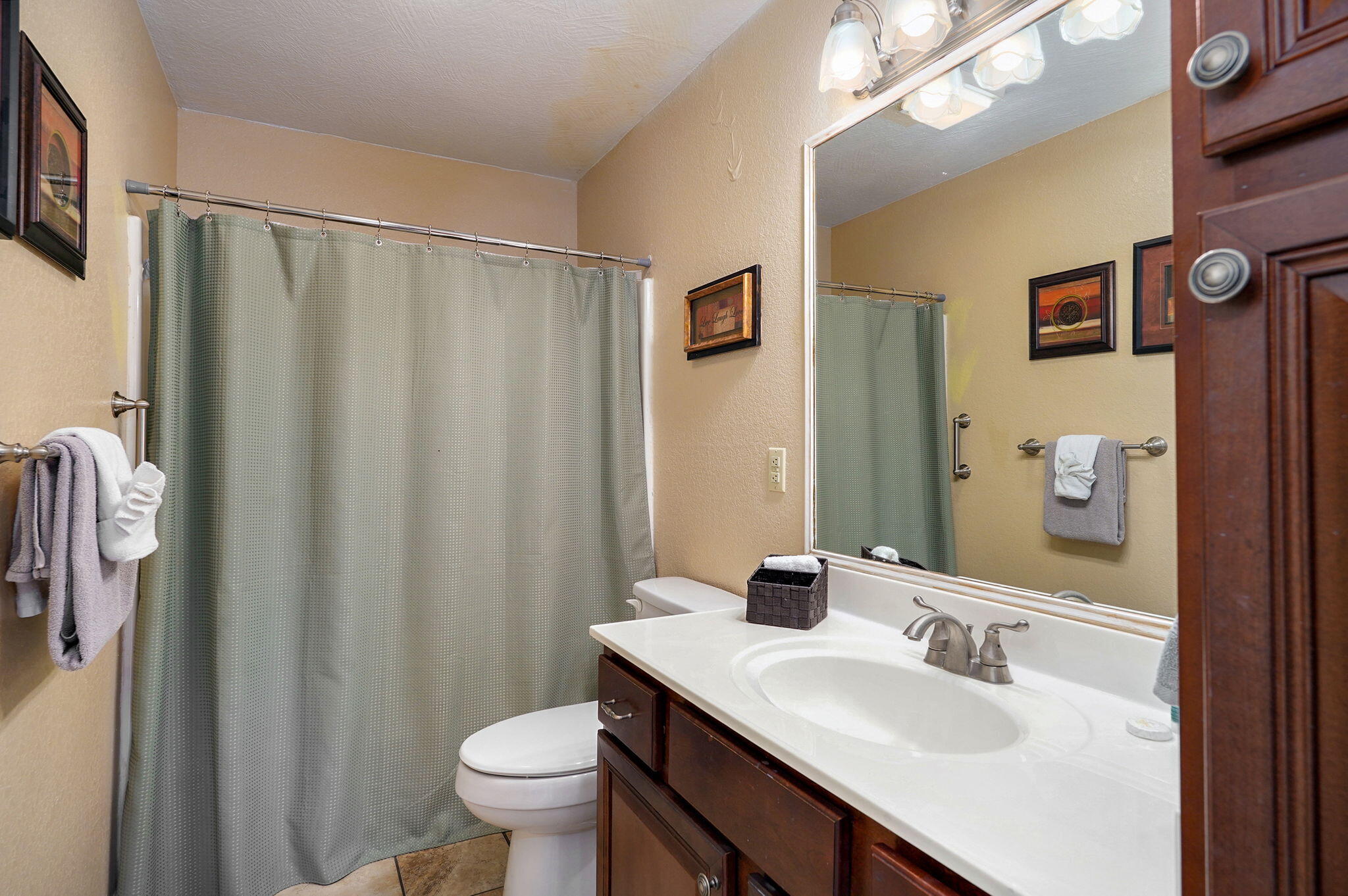 2700 Green Mountain Drive Property Photo 19