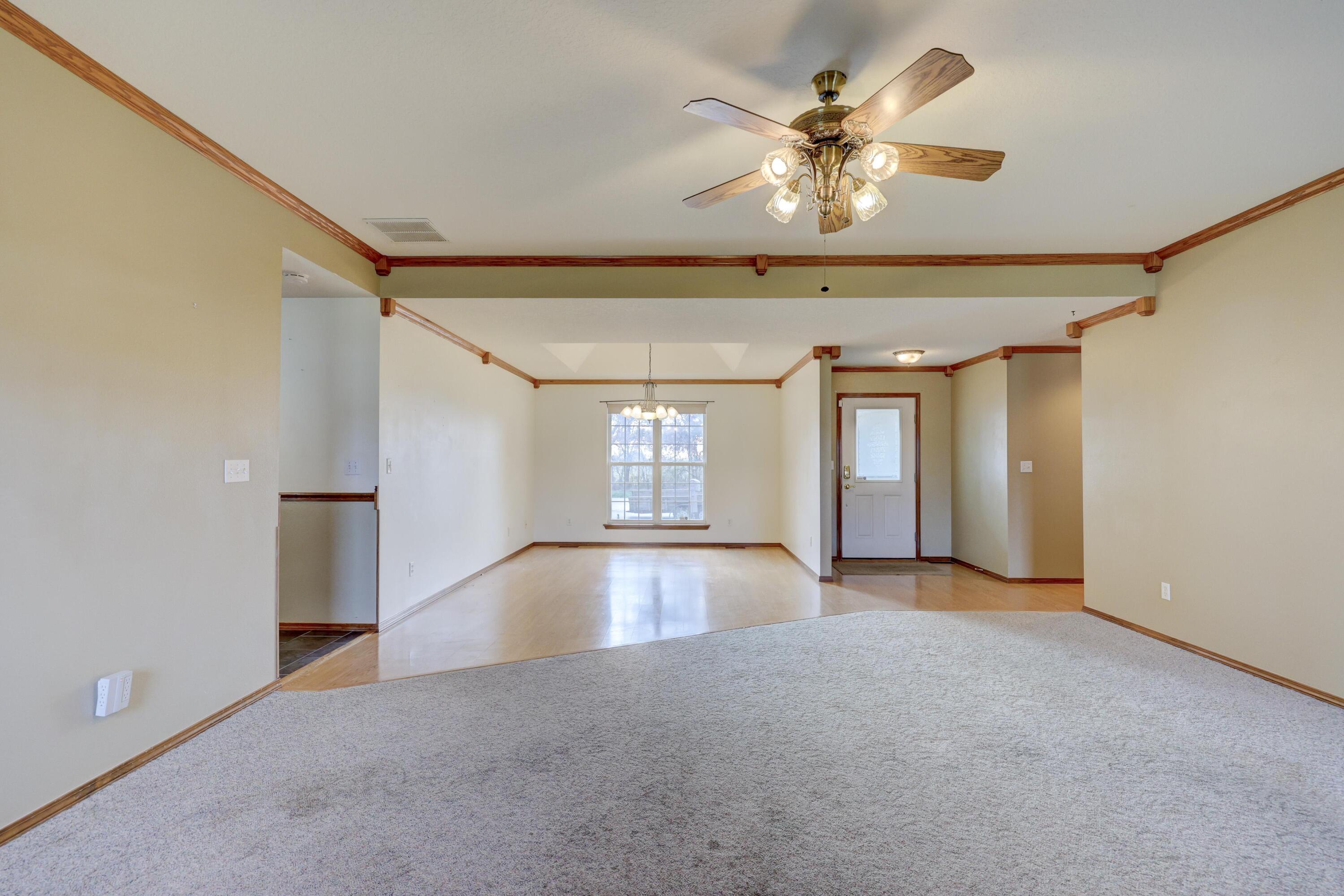 1211 East Airport Drive Property Photo 8