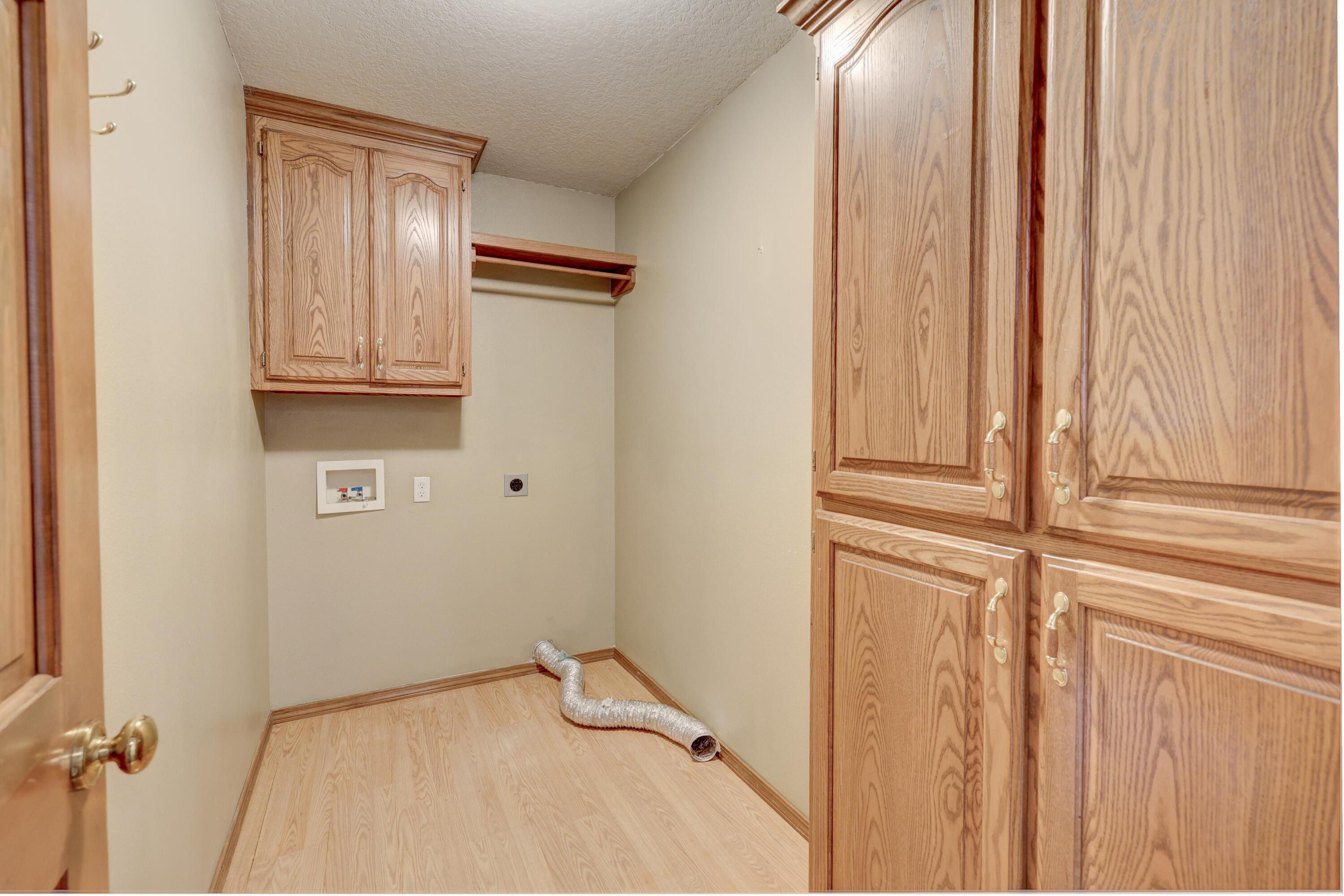 1211 East Airport Drive Property Photo 17