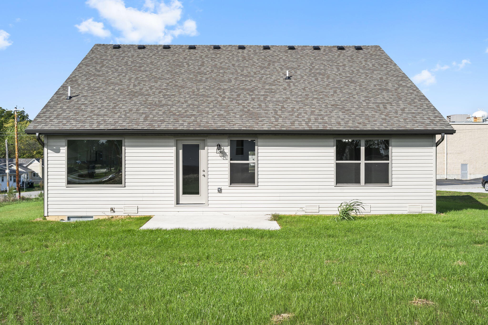 356 North Oak Avenue Property Photo 24