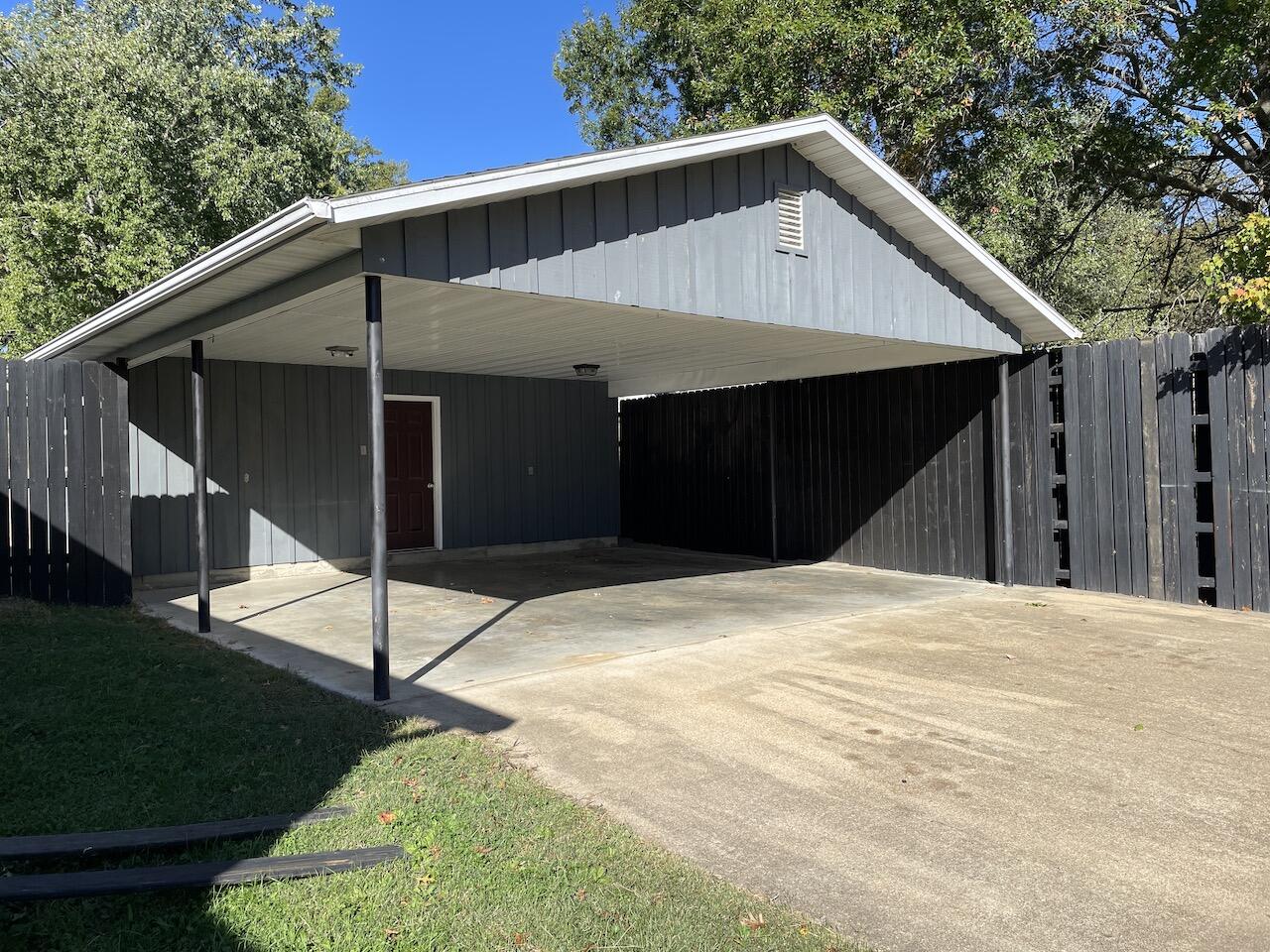 801 Patton Avenue Property Photo 12