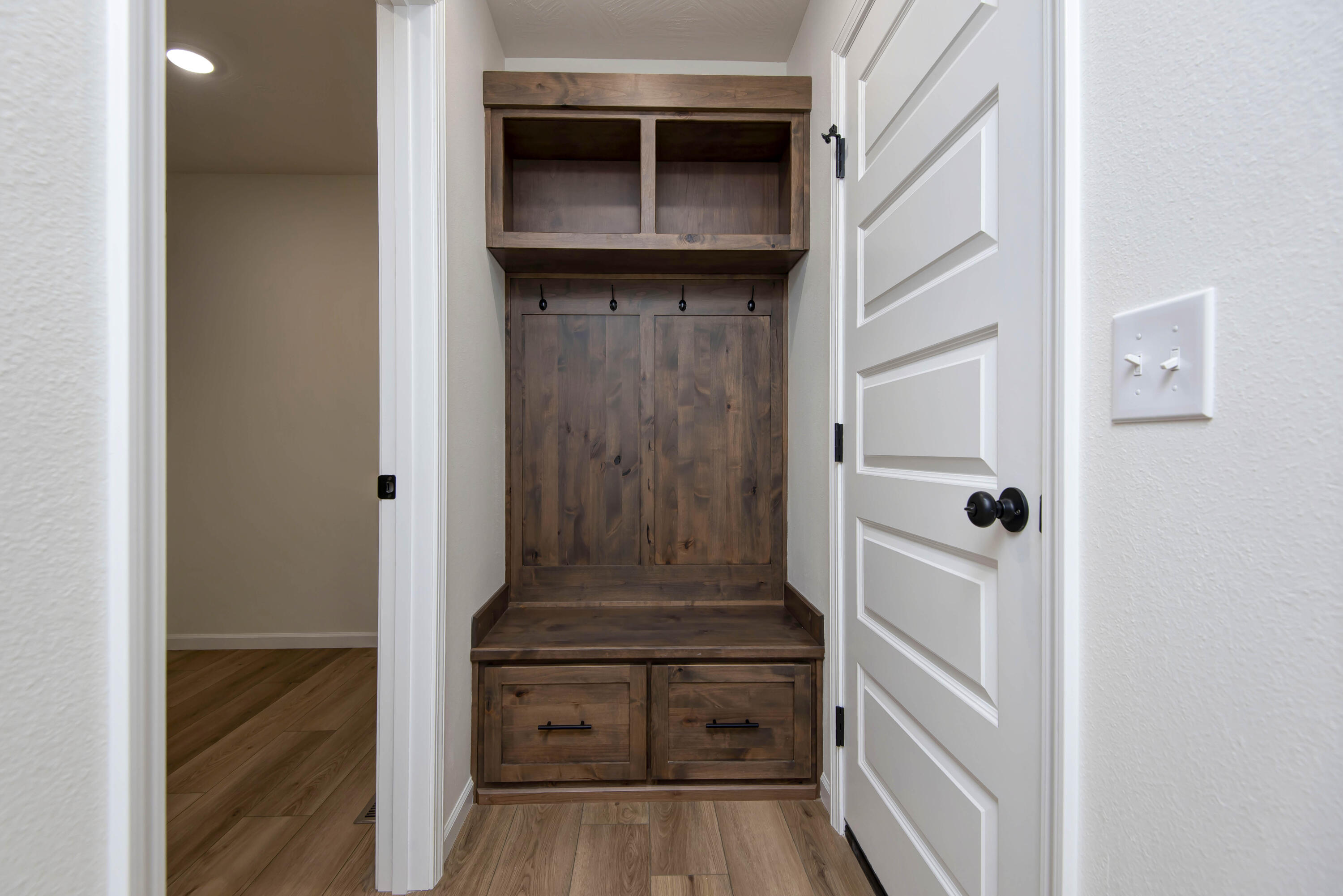 526 North Bryan Avenue Property Photo 5