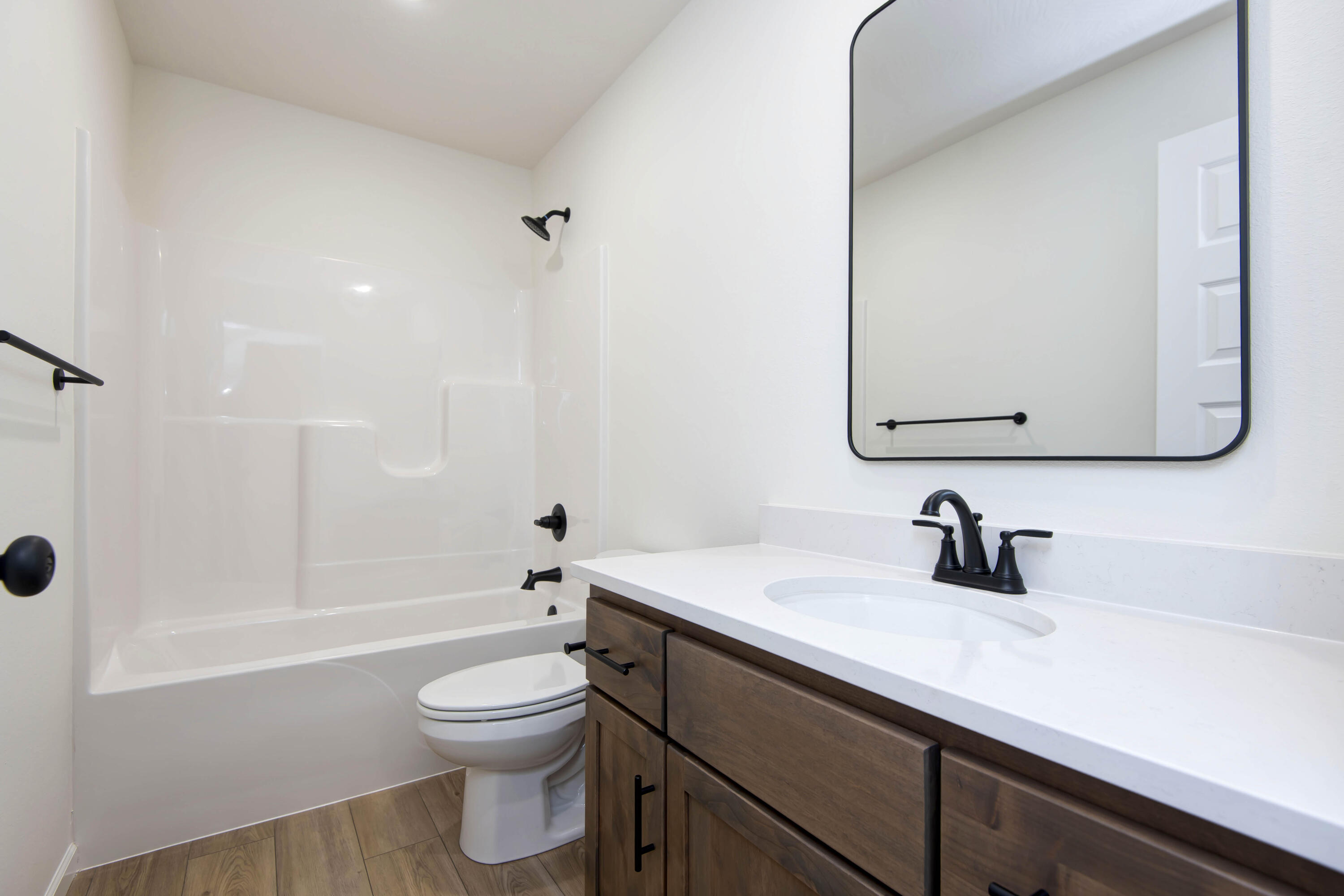 526 North Bryan Avenue Property Photo 16