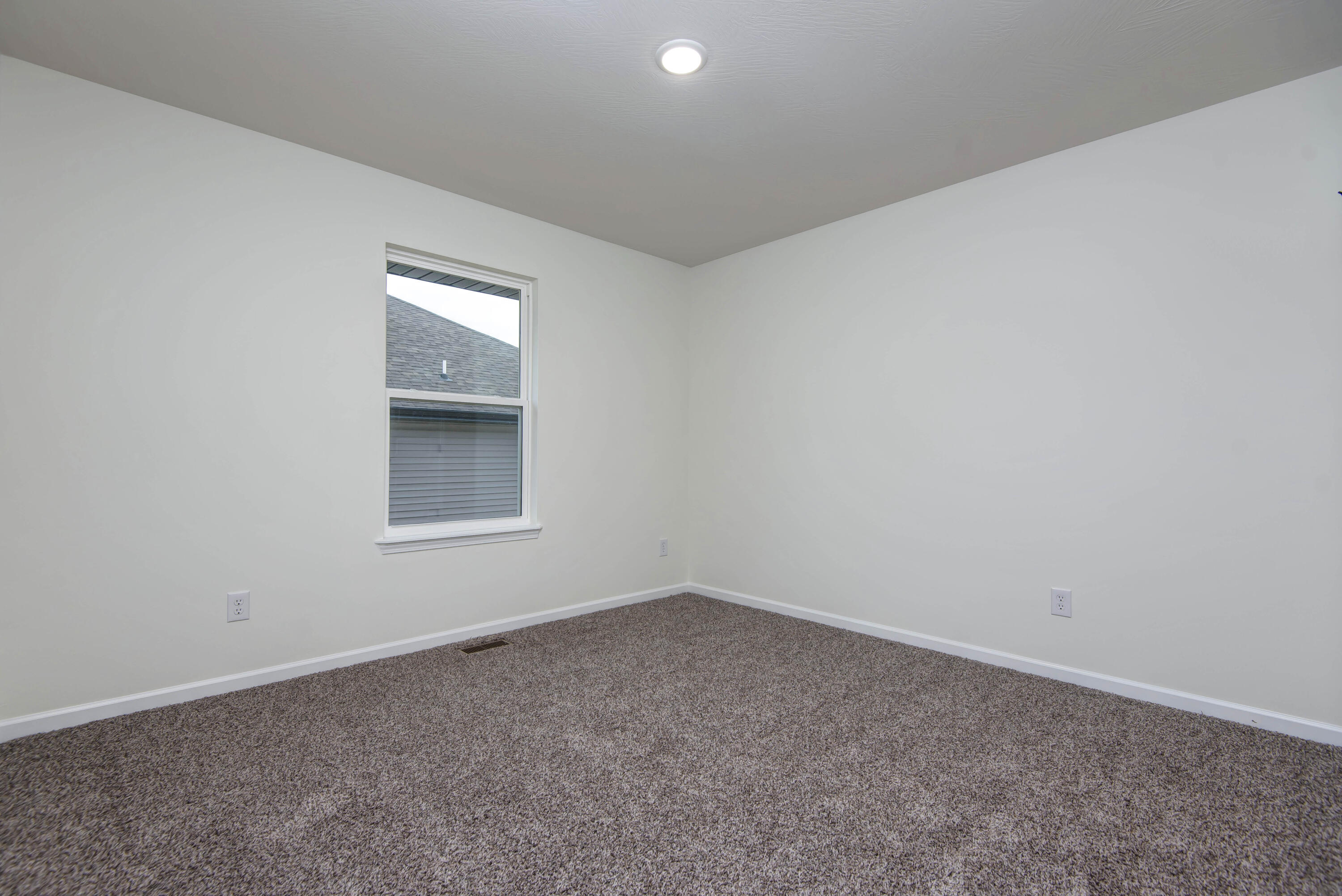 526 North Bryan Avenue Property Photo 20