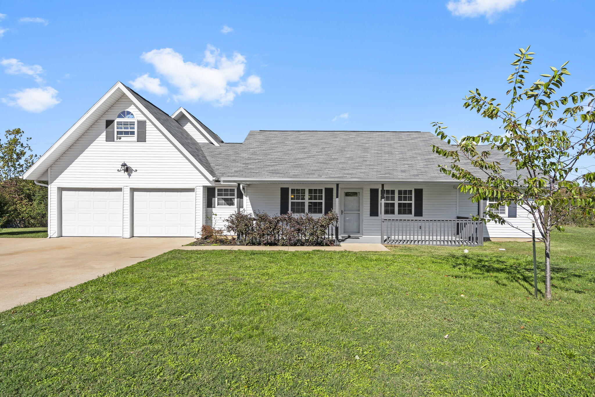 100 Micahs Xing Property Photo 1