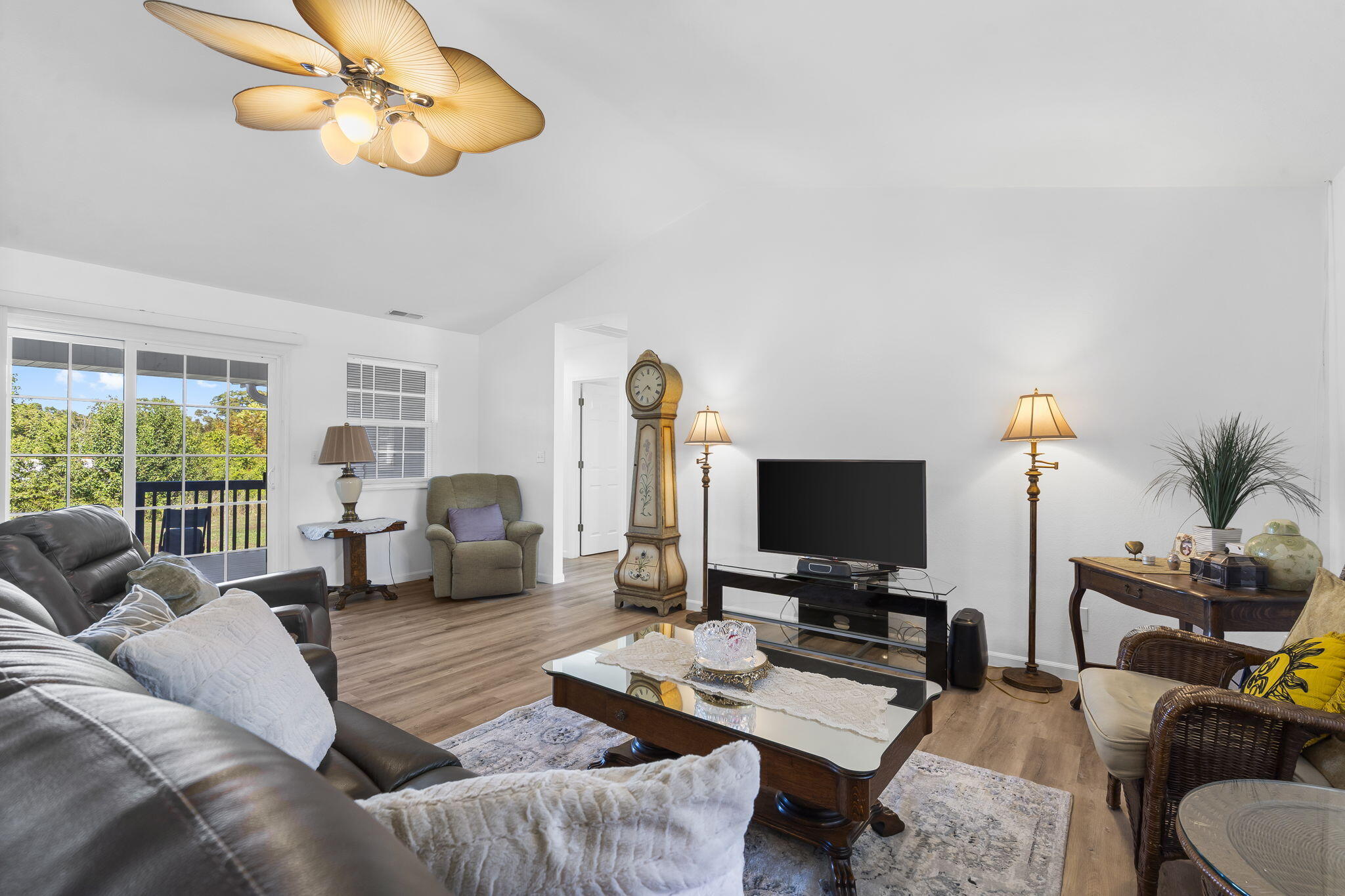 100 Micahs Xing Property Photo 5