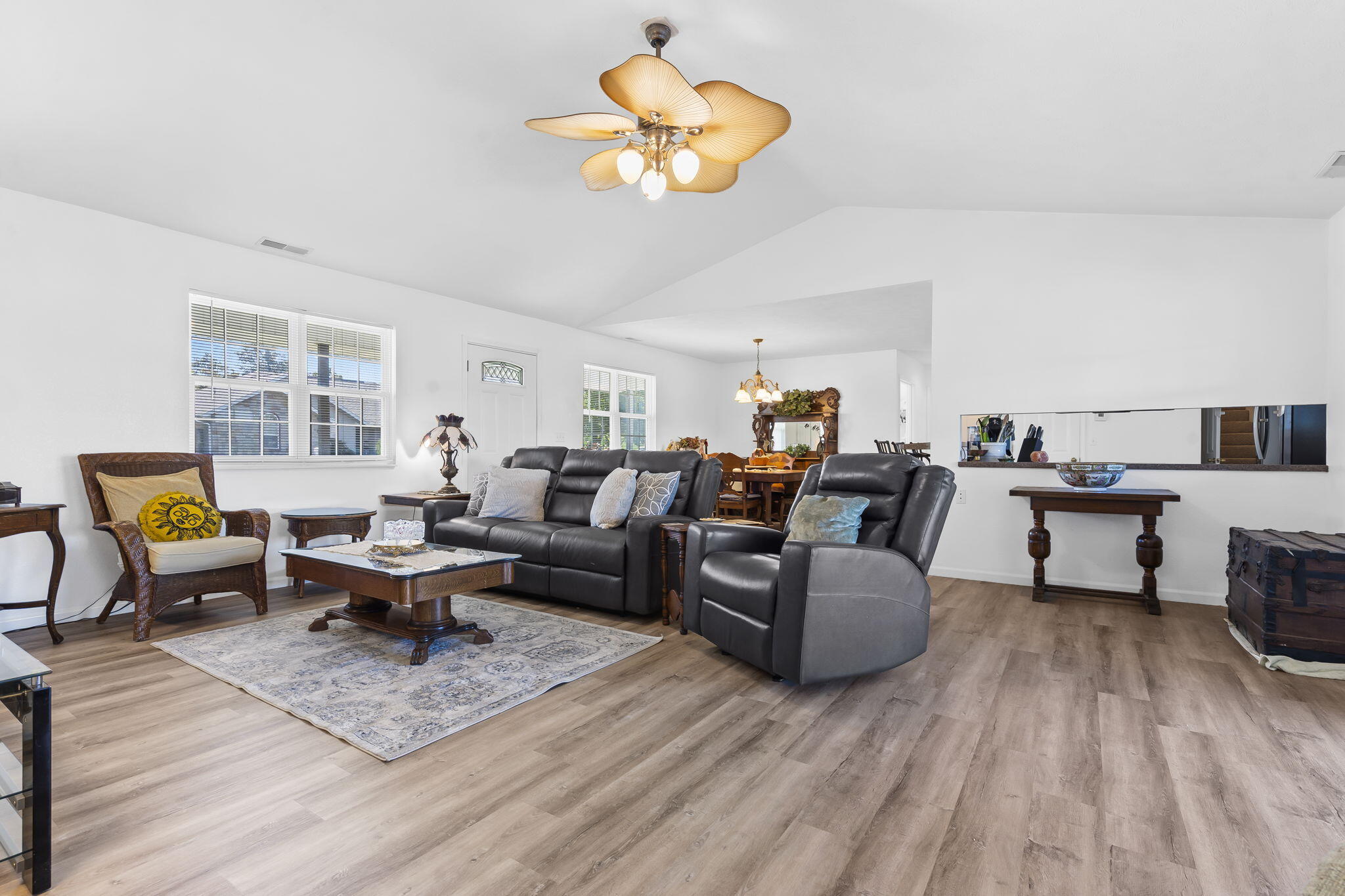 100 Micahs Xing Property Photo 8