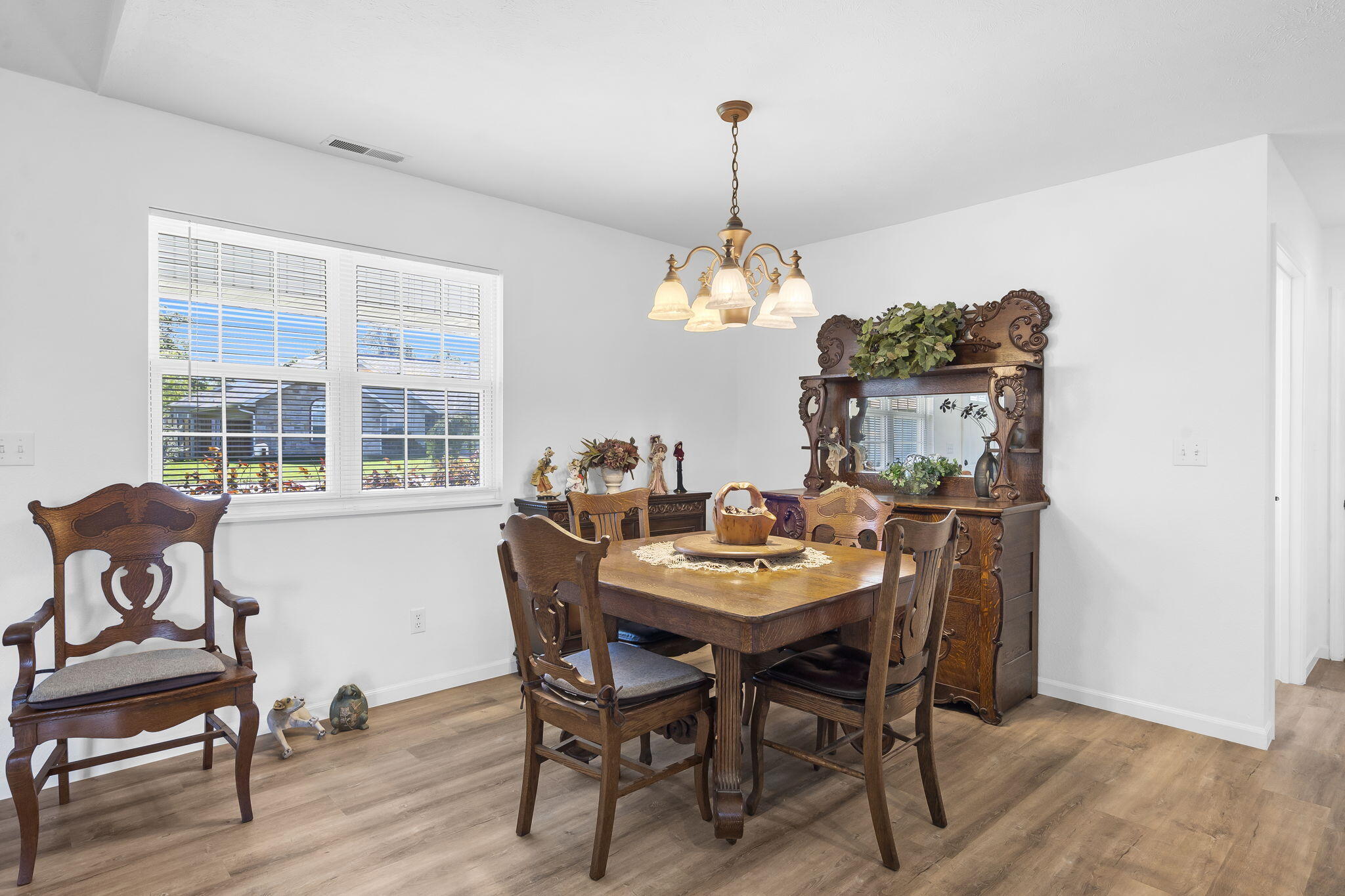 100 Micahs Xing Property Photo 9