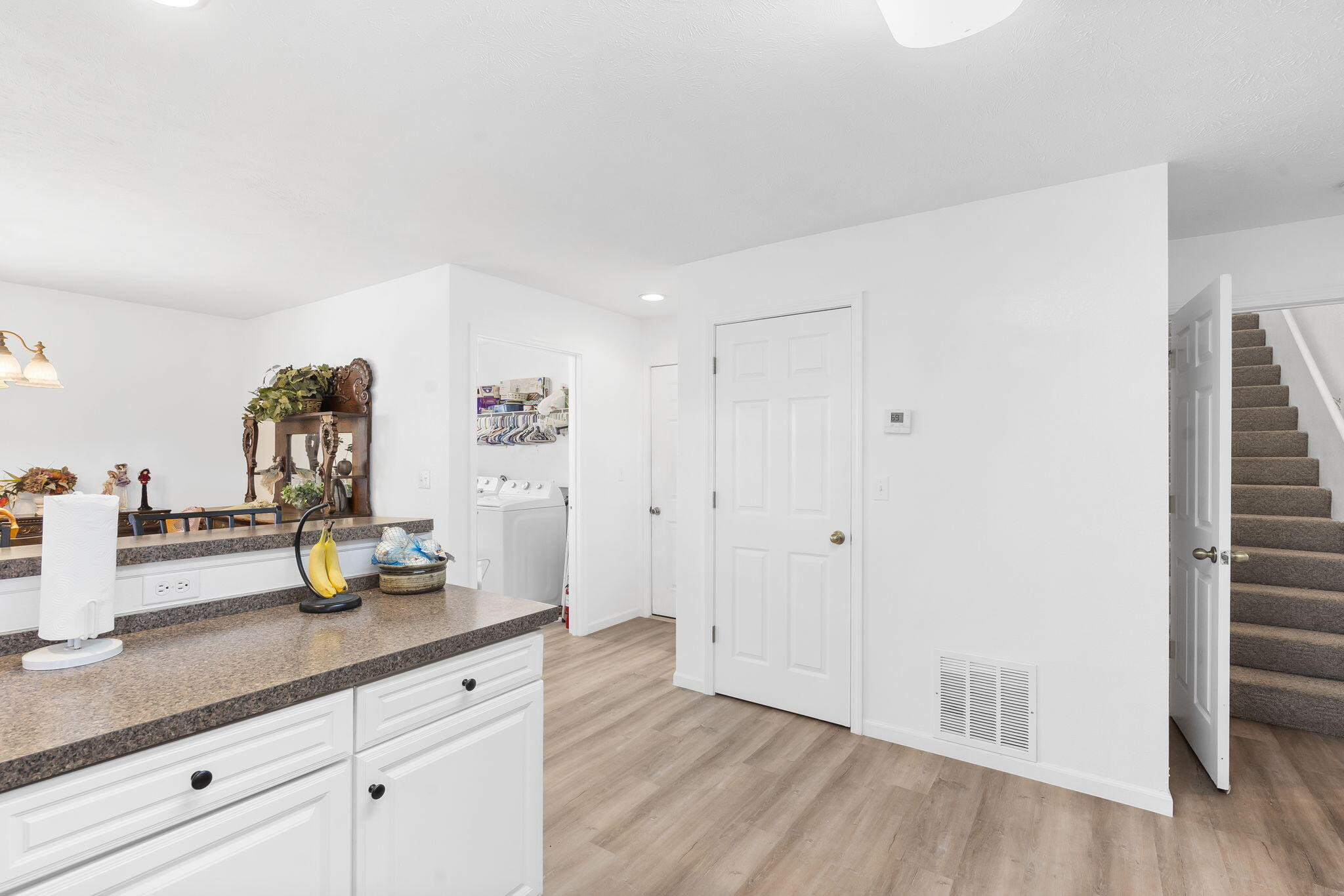 100 Micahs Xing Property Photo 13