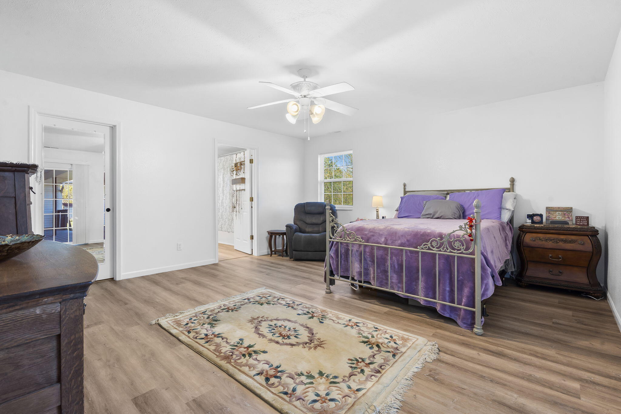 100 Micahs Xing Property Photo 15