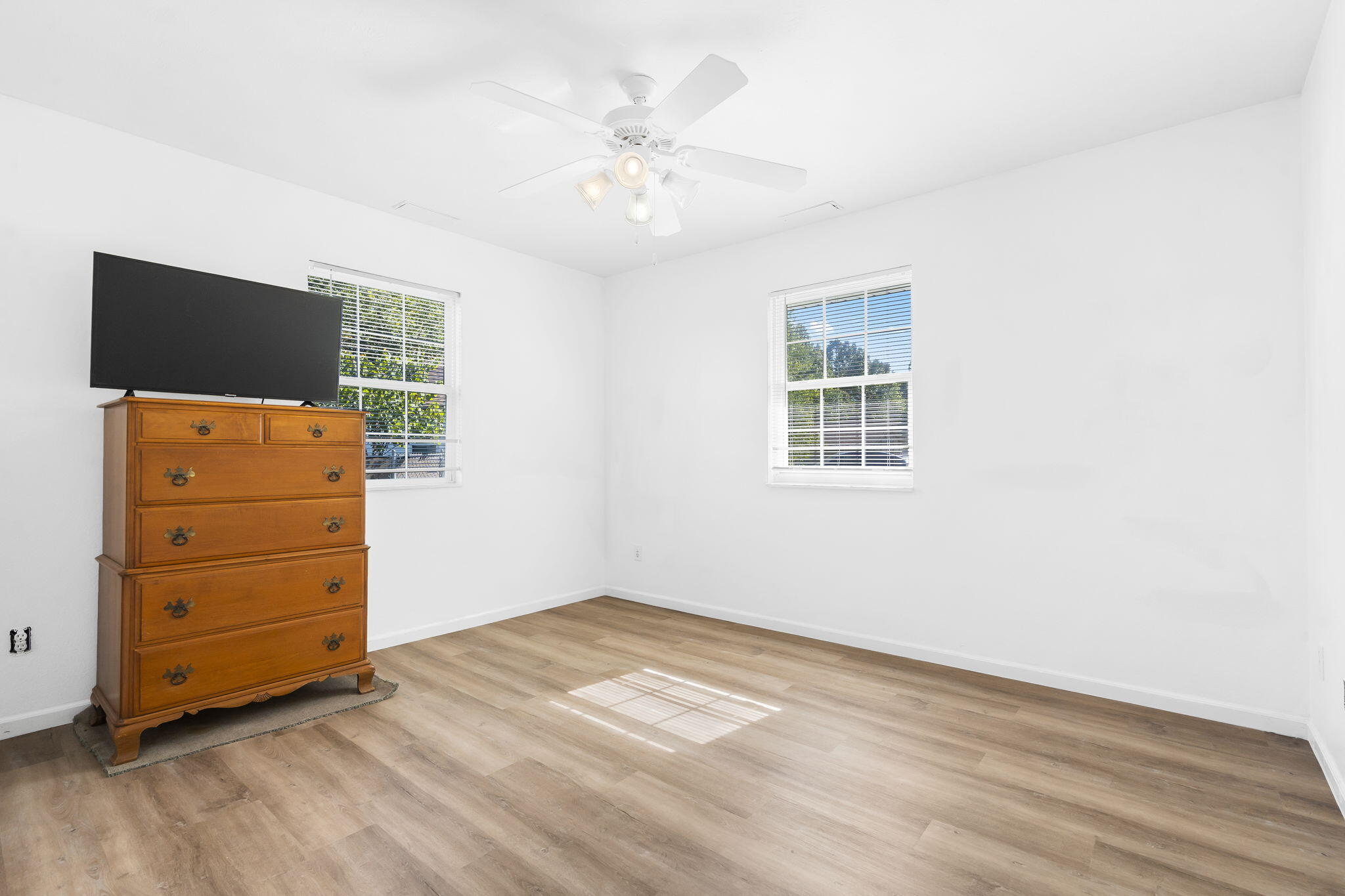 100 Micahs Xing Property Photo 20