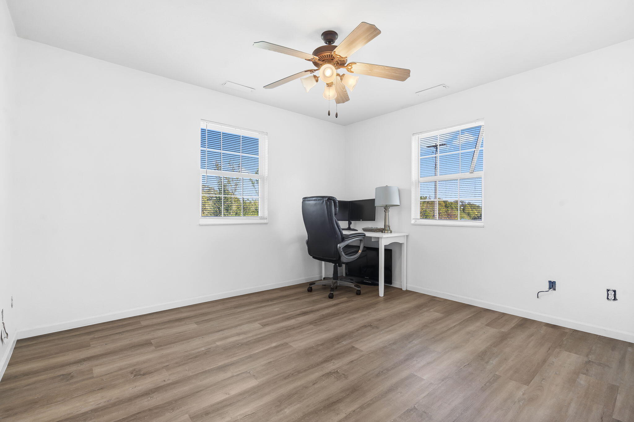 100 Micahs Xing Property Photo 24