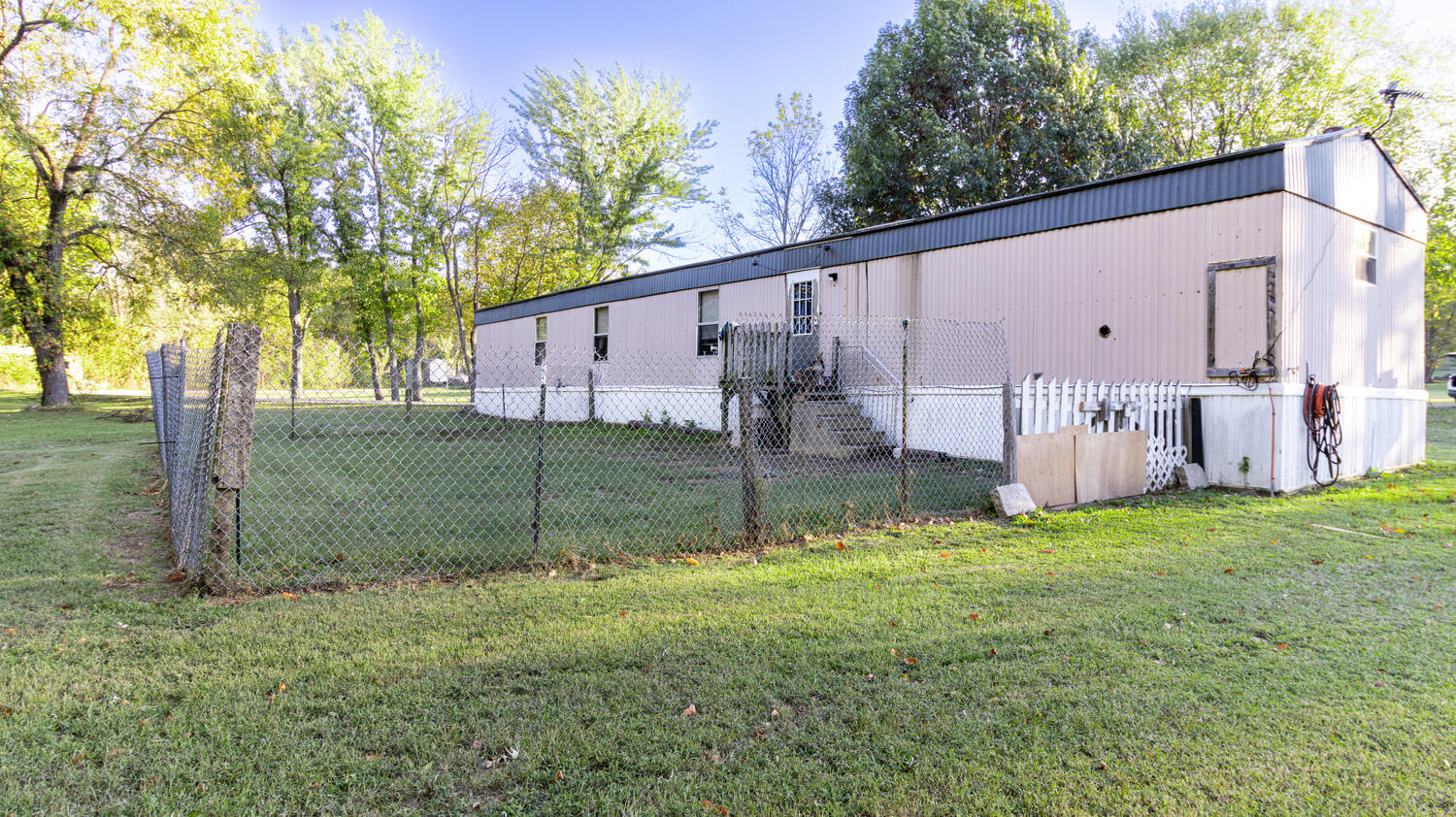 125 Northeast 641st Road Property Photo 6