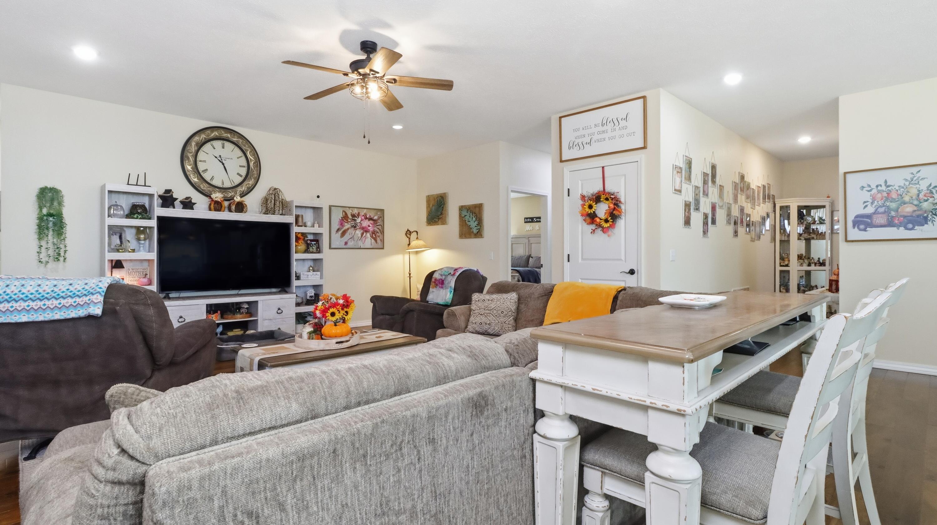 1826 Top Road Road Property Photo 3