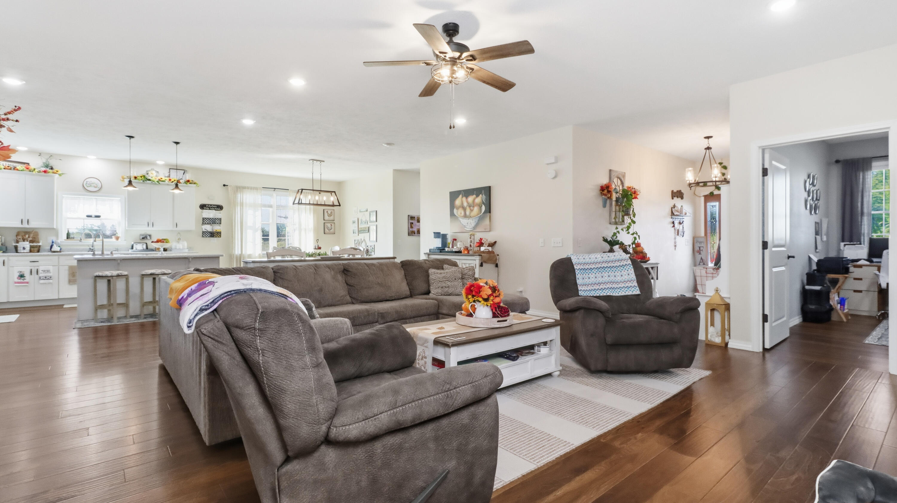 1826 Top Road Road Property Photo 4