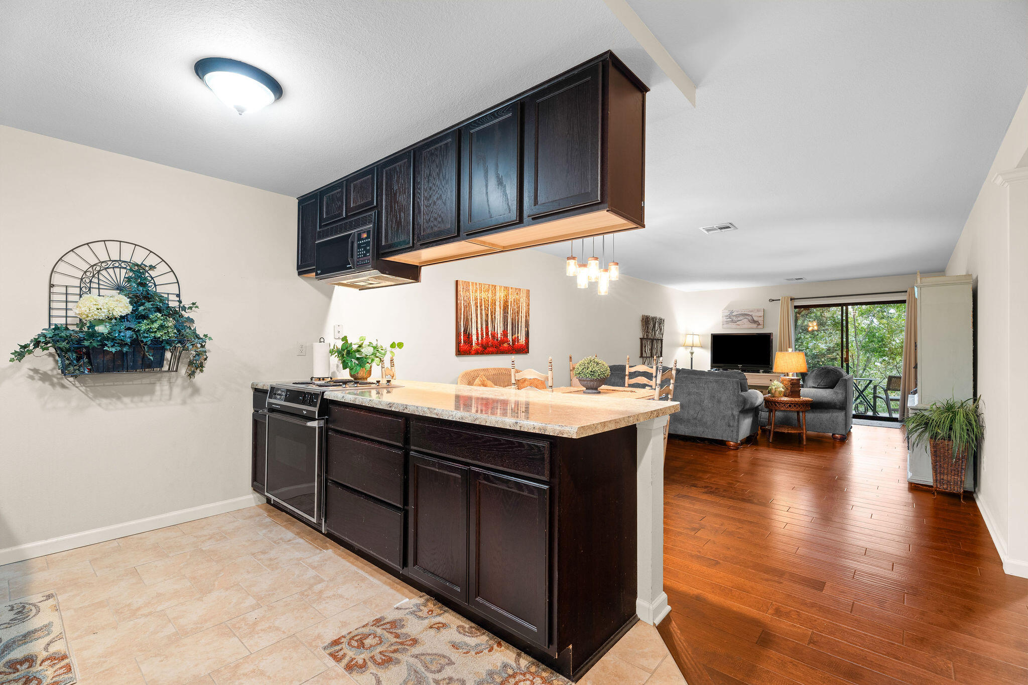 126 Overlook Drive Property Photo 5