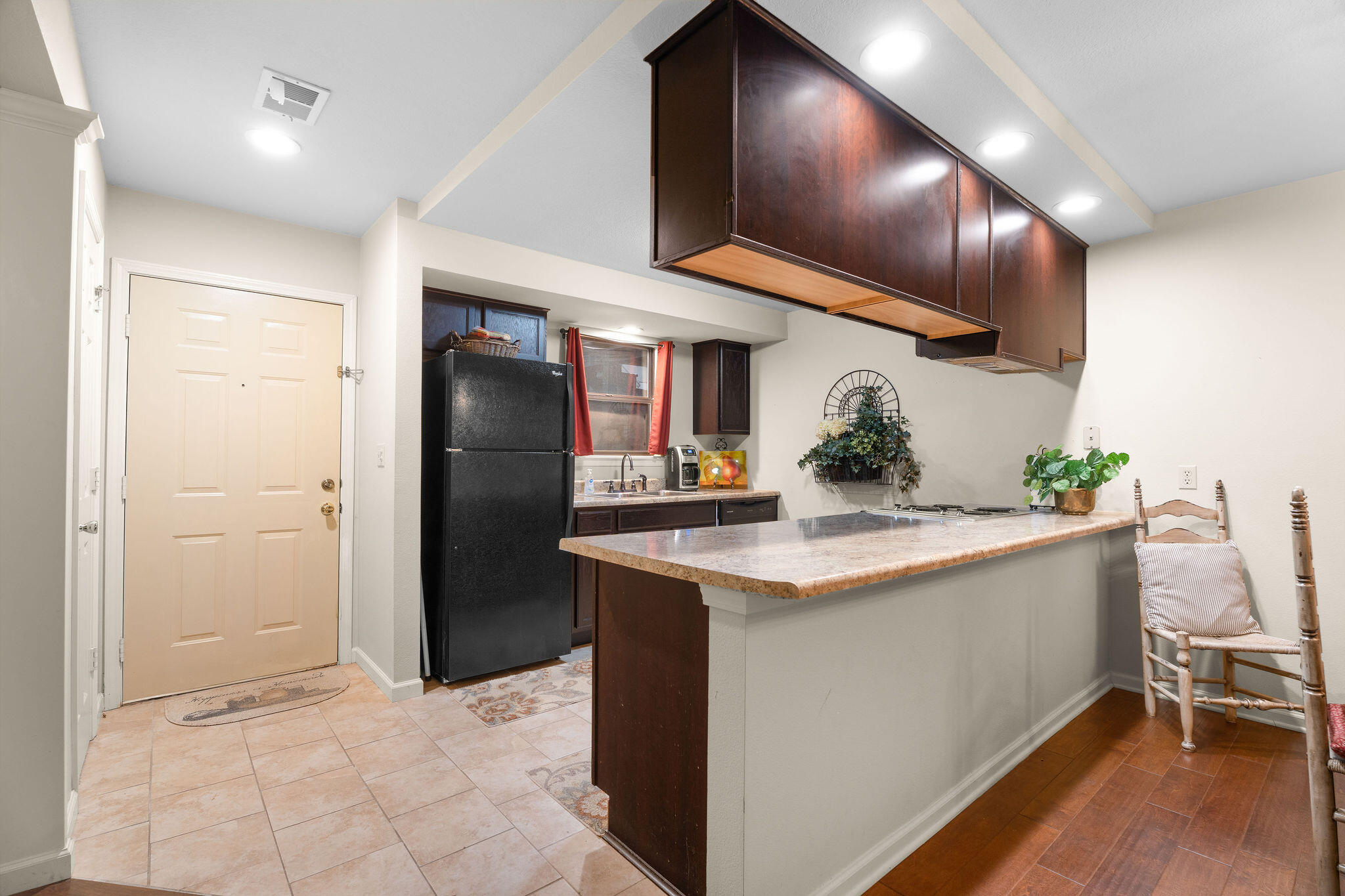 126 Overlook Drive Property Photo 7