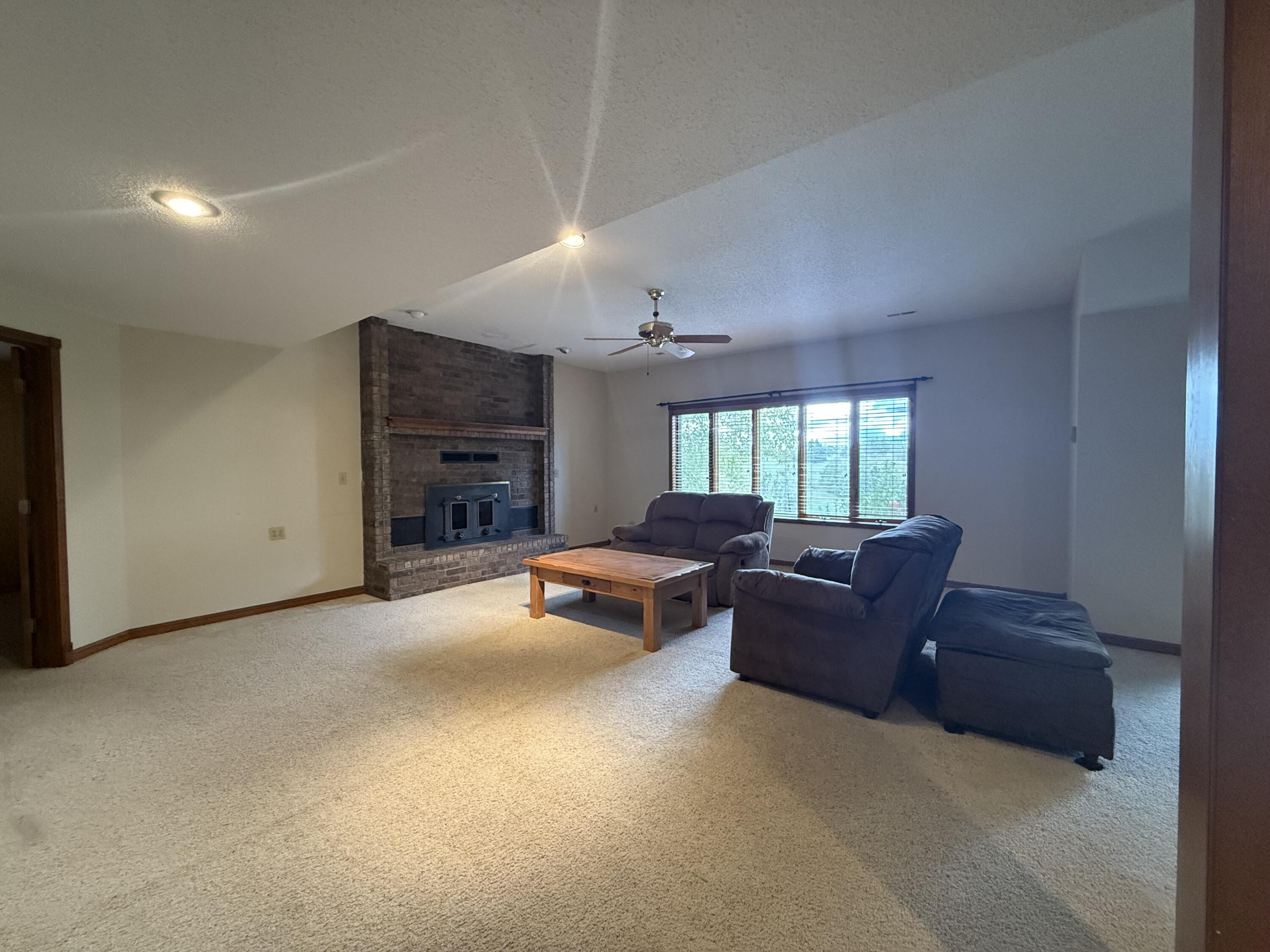 201 West River Bluff Drive Property Photo 23