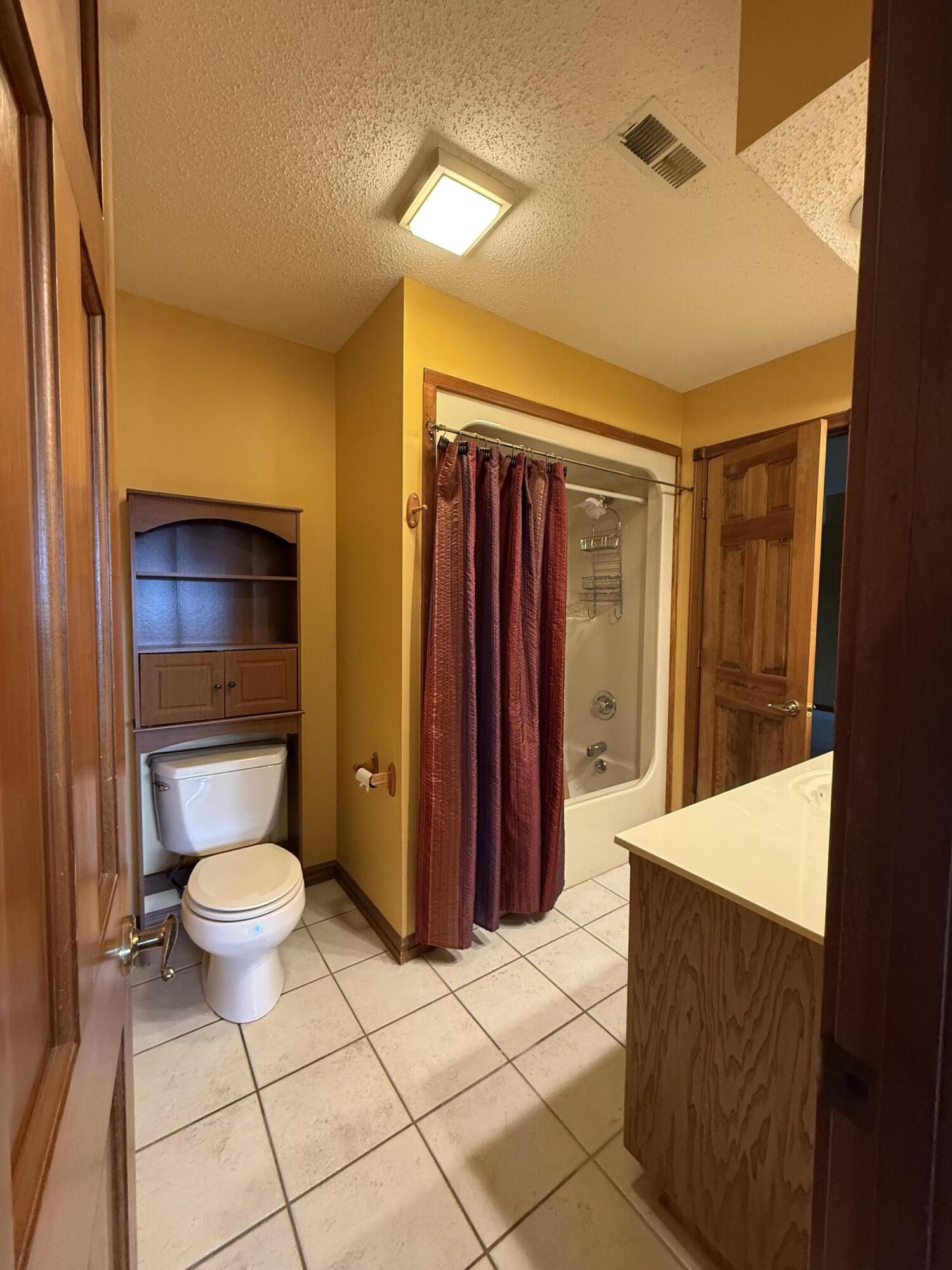 201 West River Bluff Drive Property Photo 25